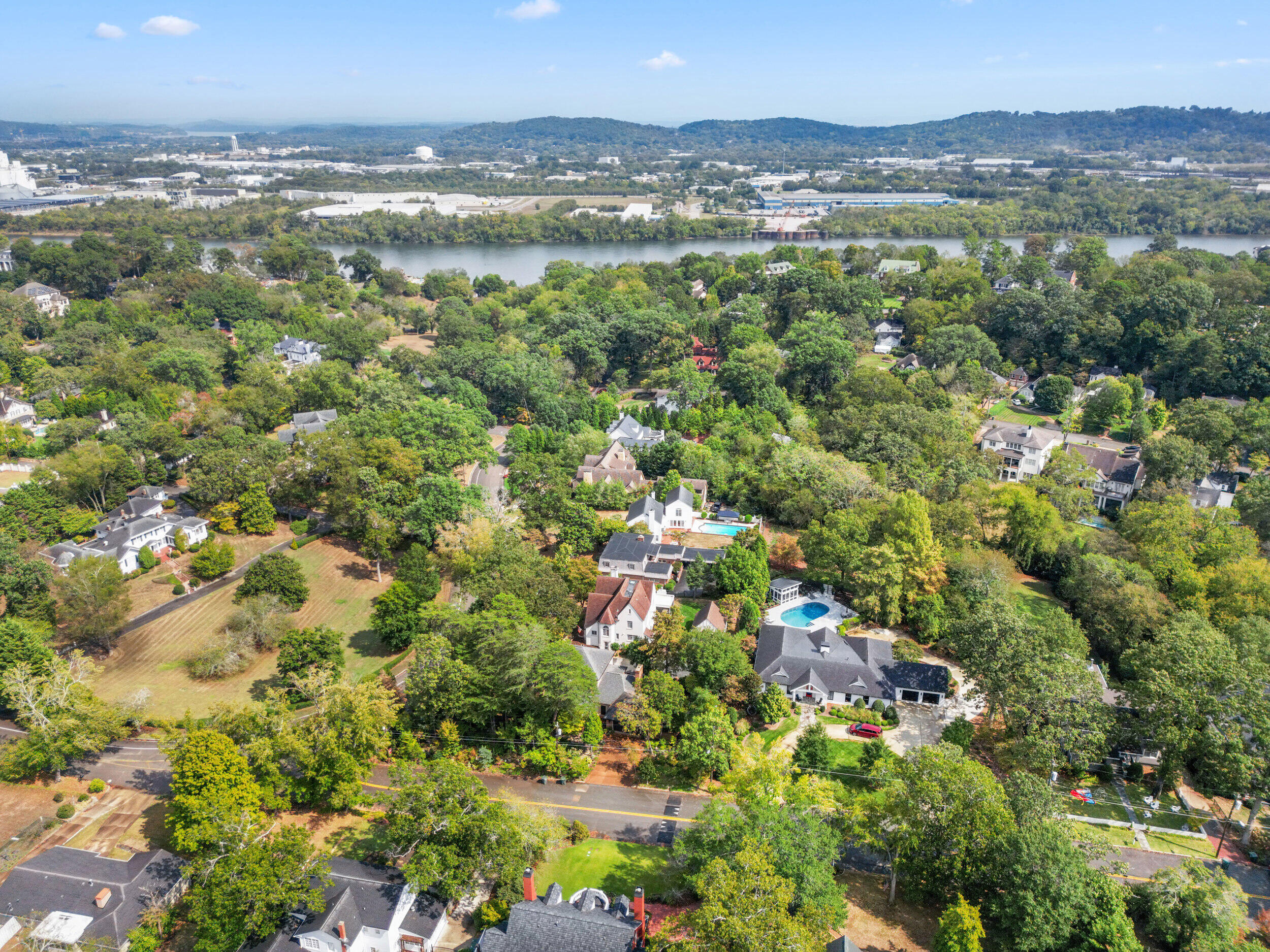 1506 Riverview Road