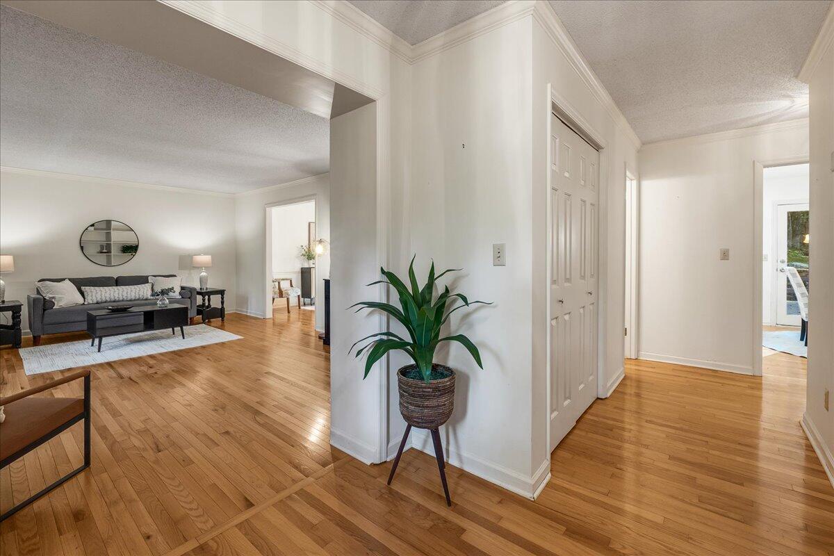 502 Hathaway Drive