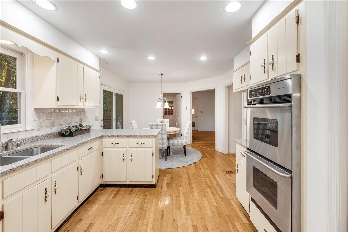 502 Hathaway Drive