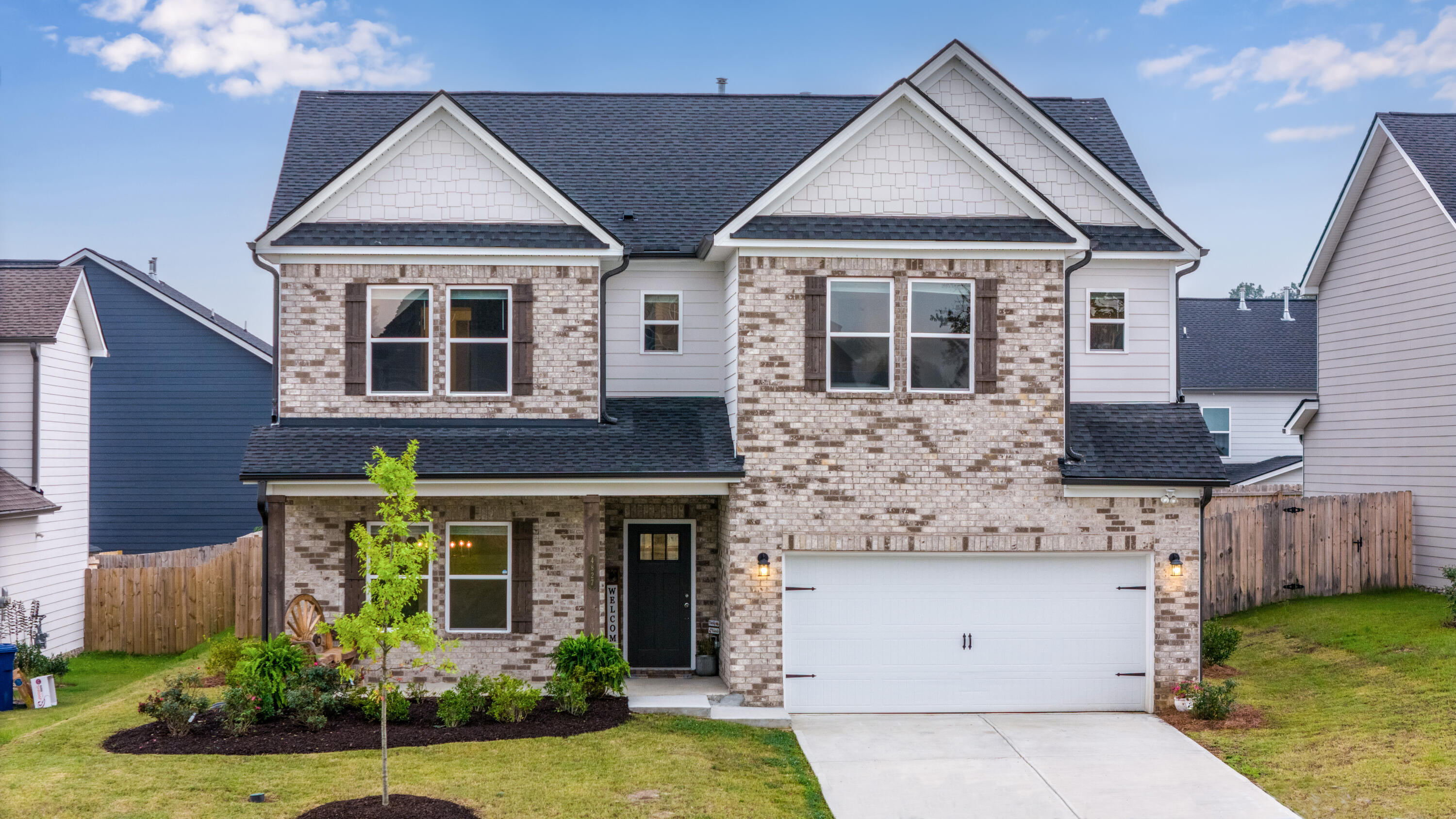 4827 Wellesley Drive, 206