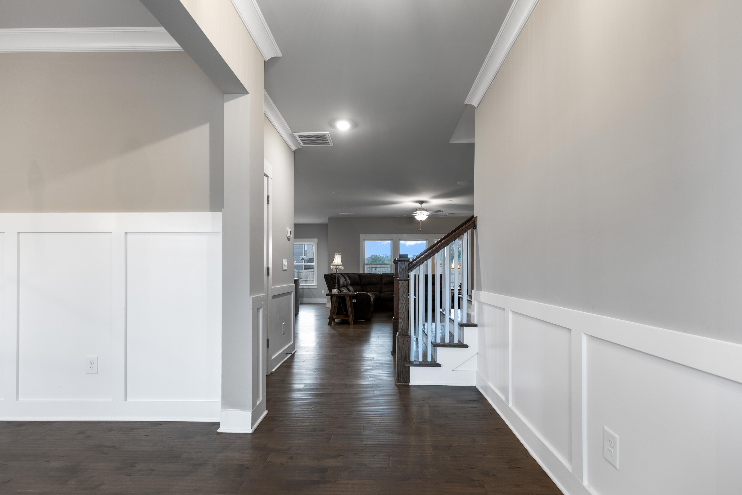 4827 Wellesley Drive, 206