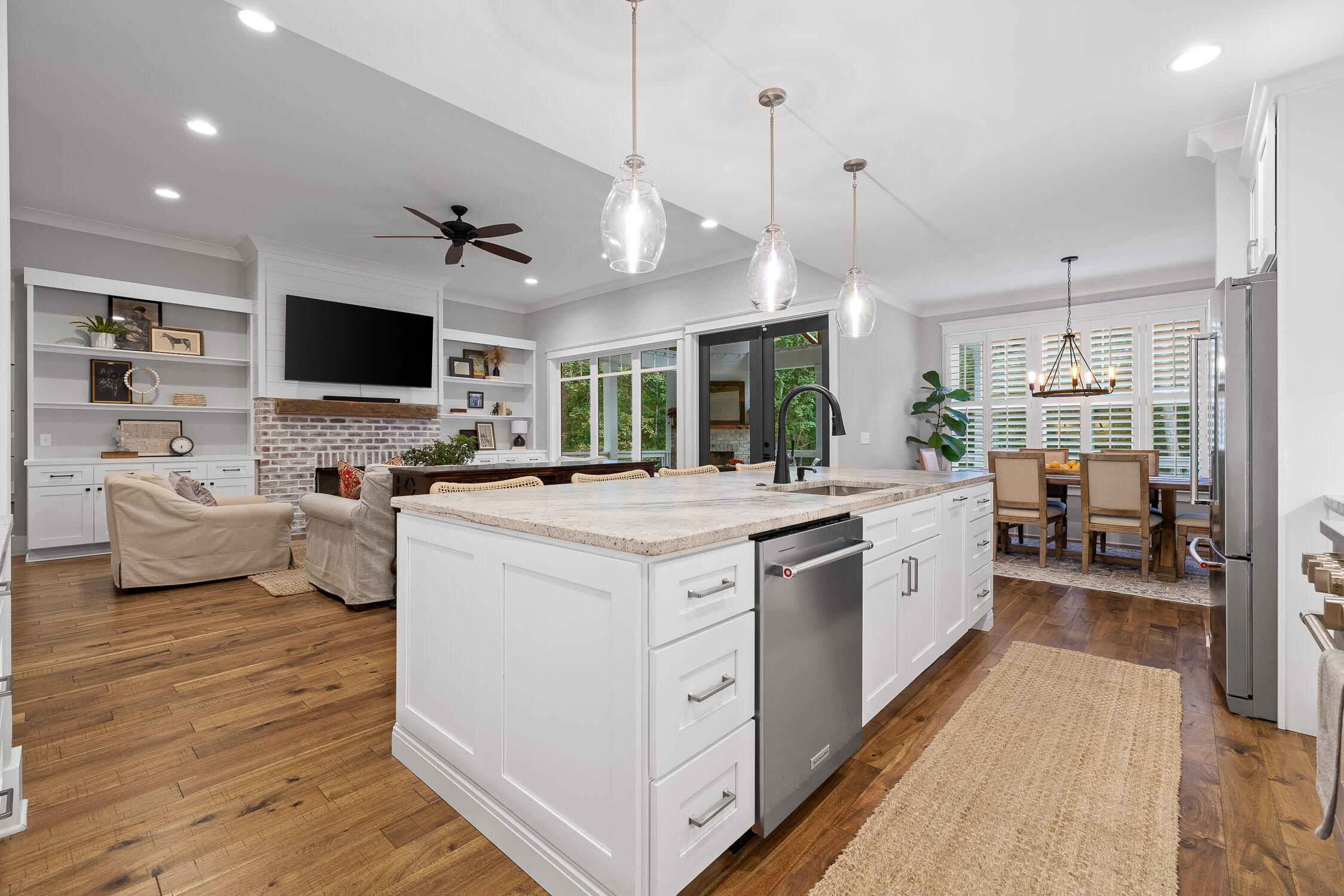 8225 Hixson Springs Road