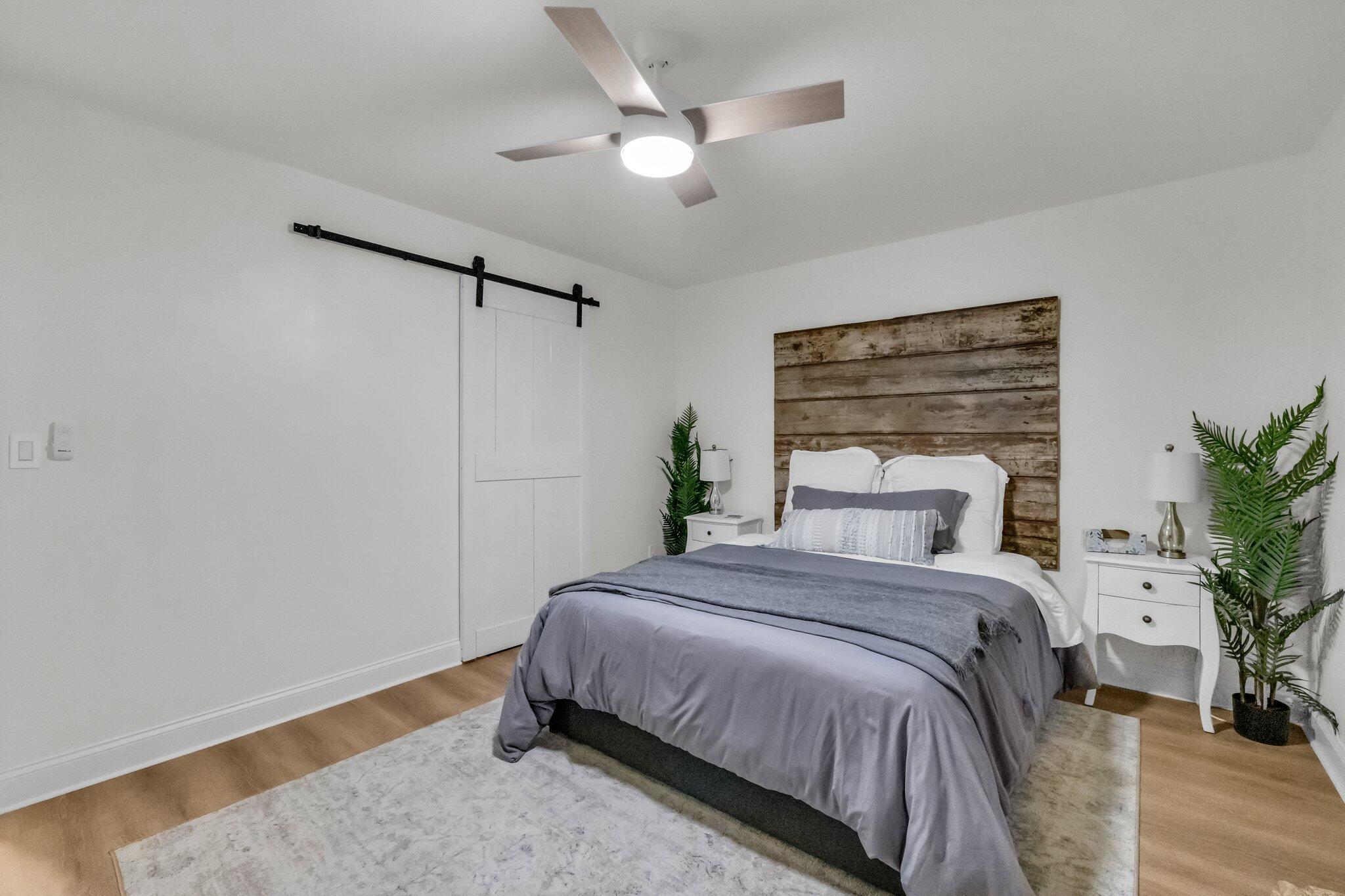 4400 James Lane