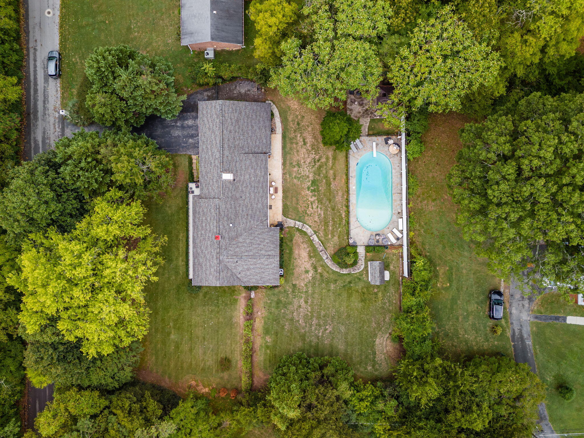 4400 James Lane