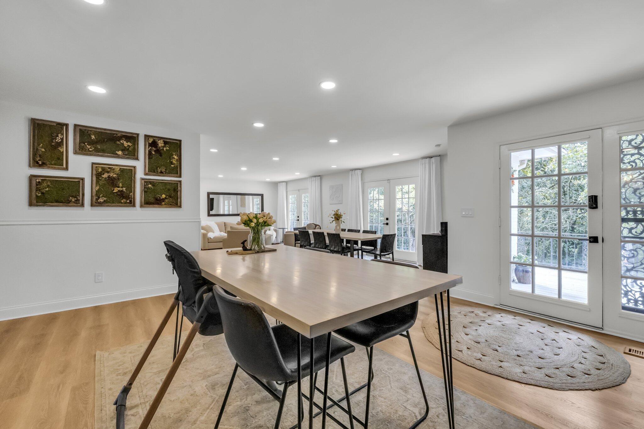 4400 James Lane