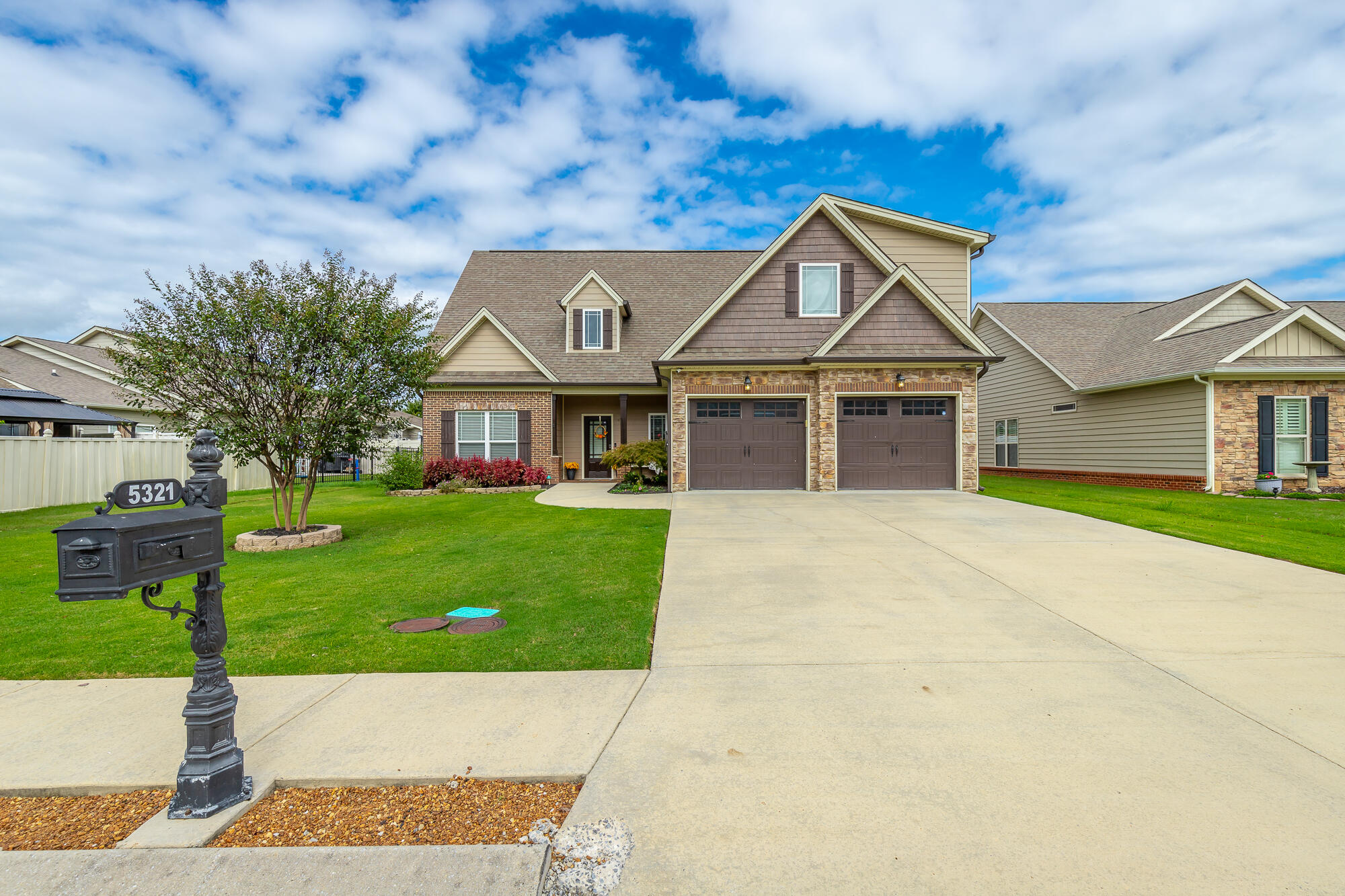 5321 Mandarin Circle