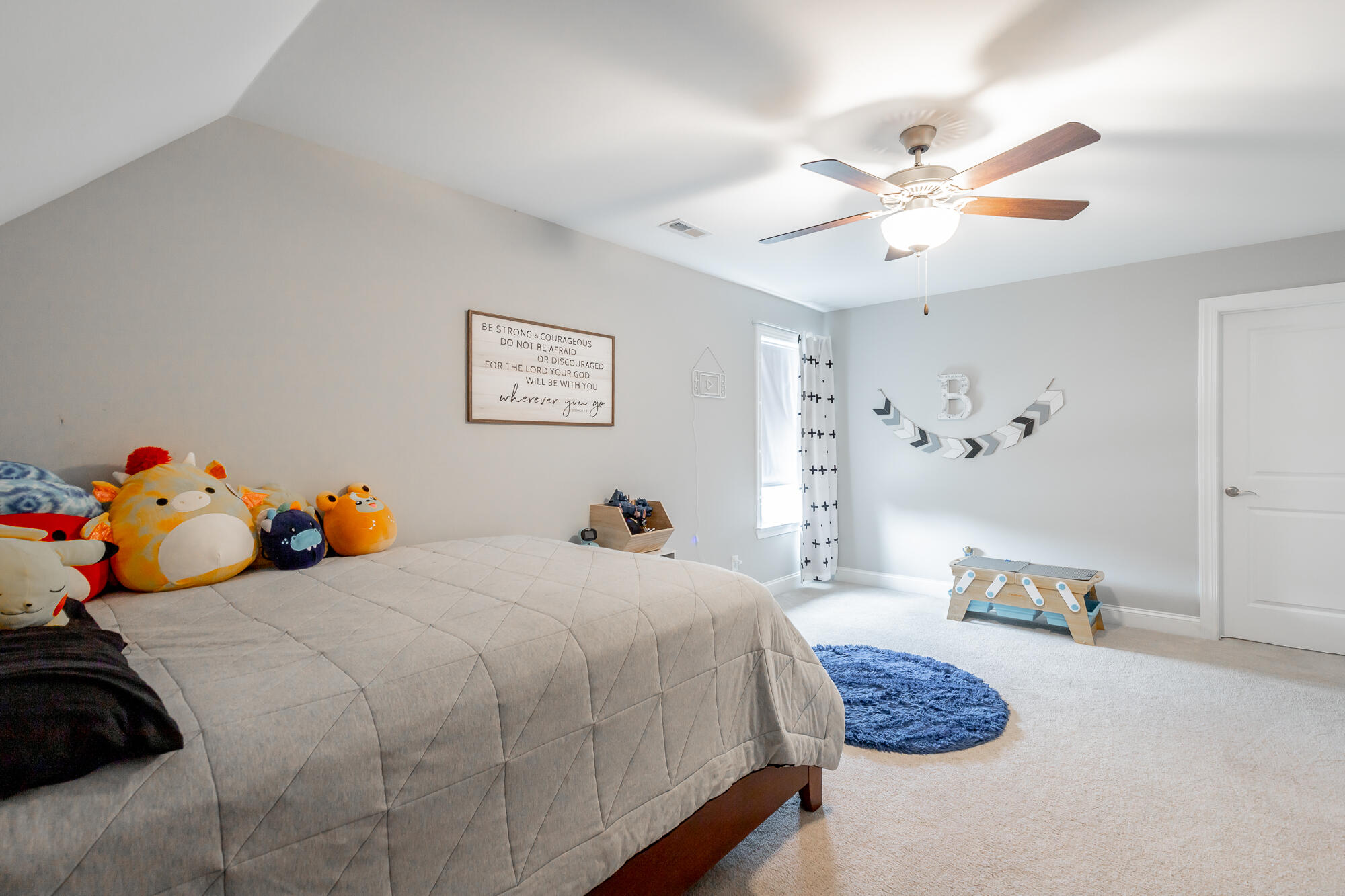 5321 Mandarin Circle