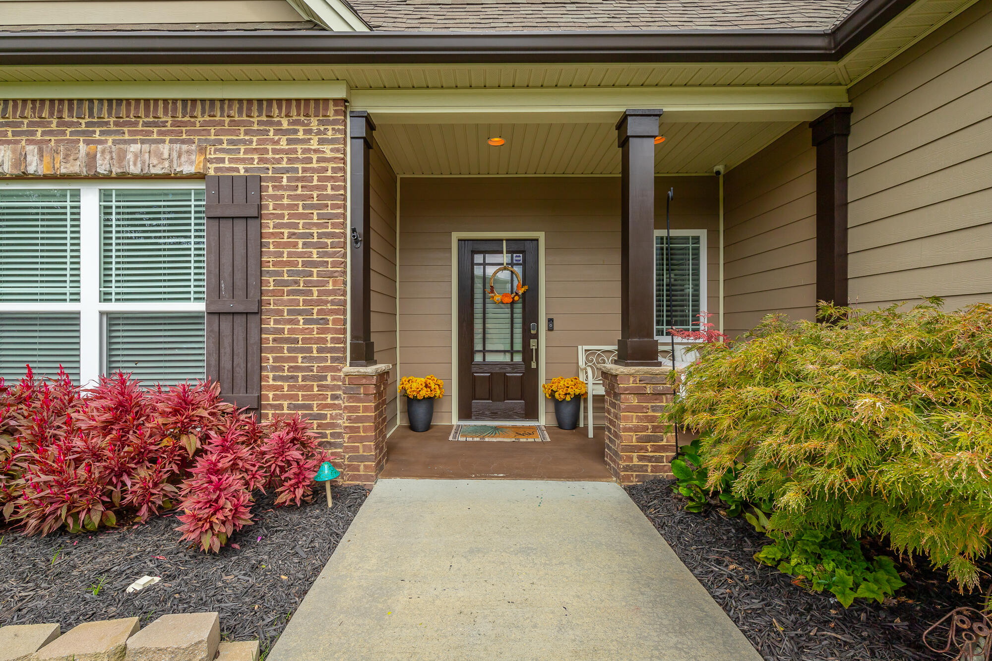 5321 Mandarin Circle