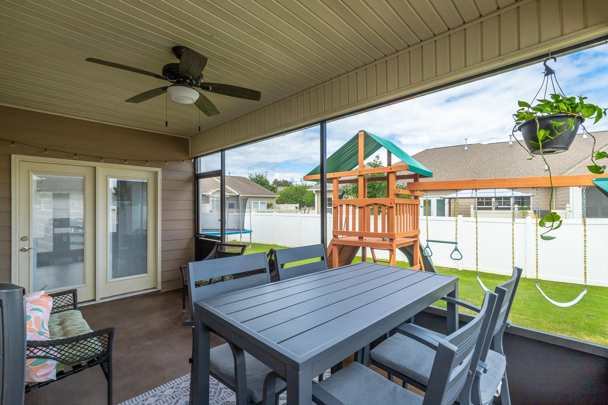 5321 Mandarin Circle