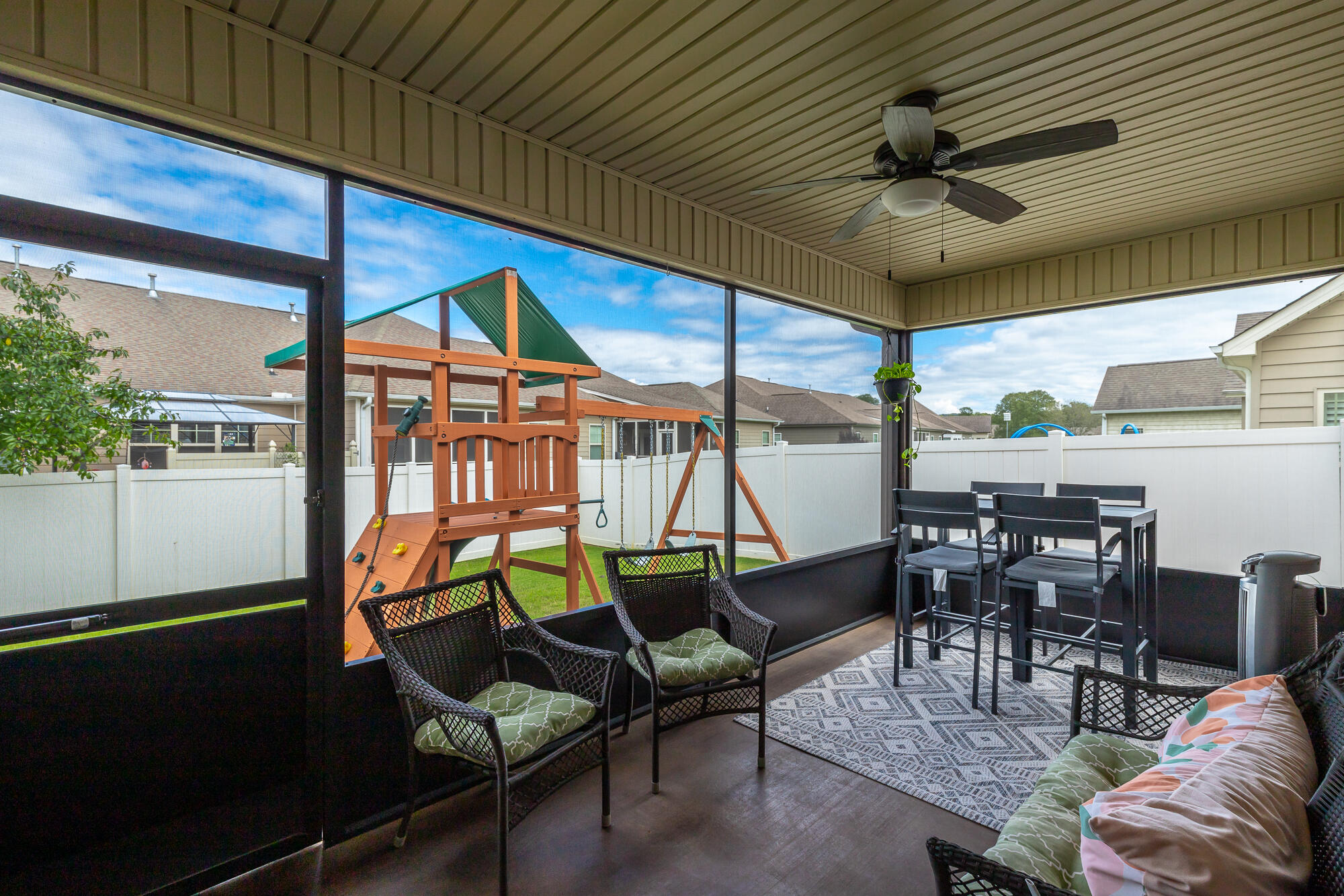 5321 Mandarin Circle