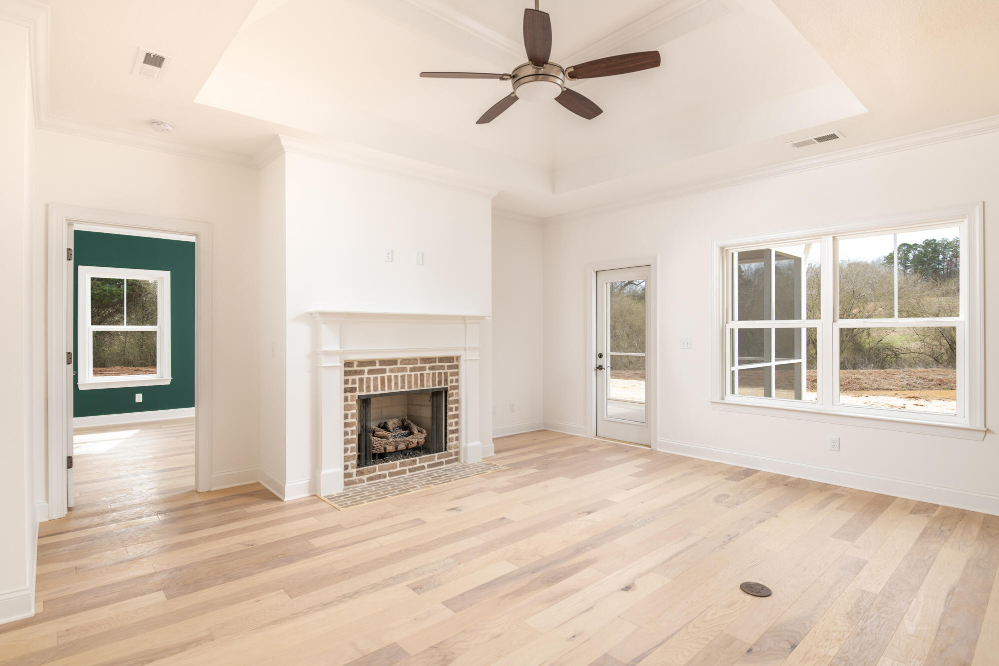 7334 Dividing Way, 77