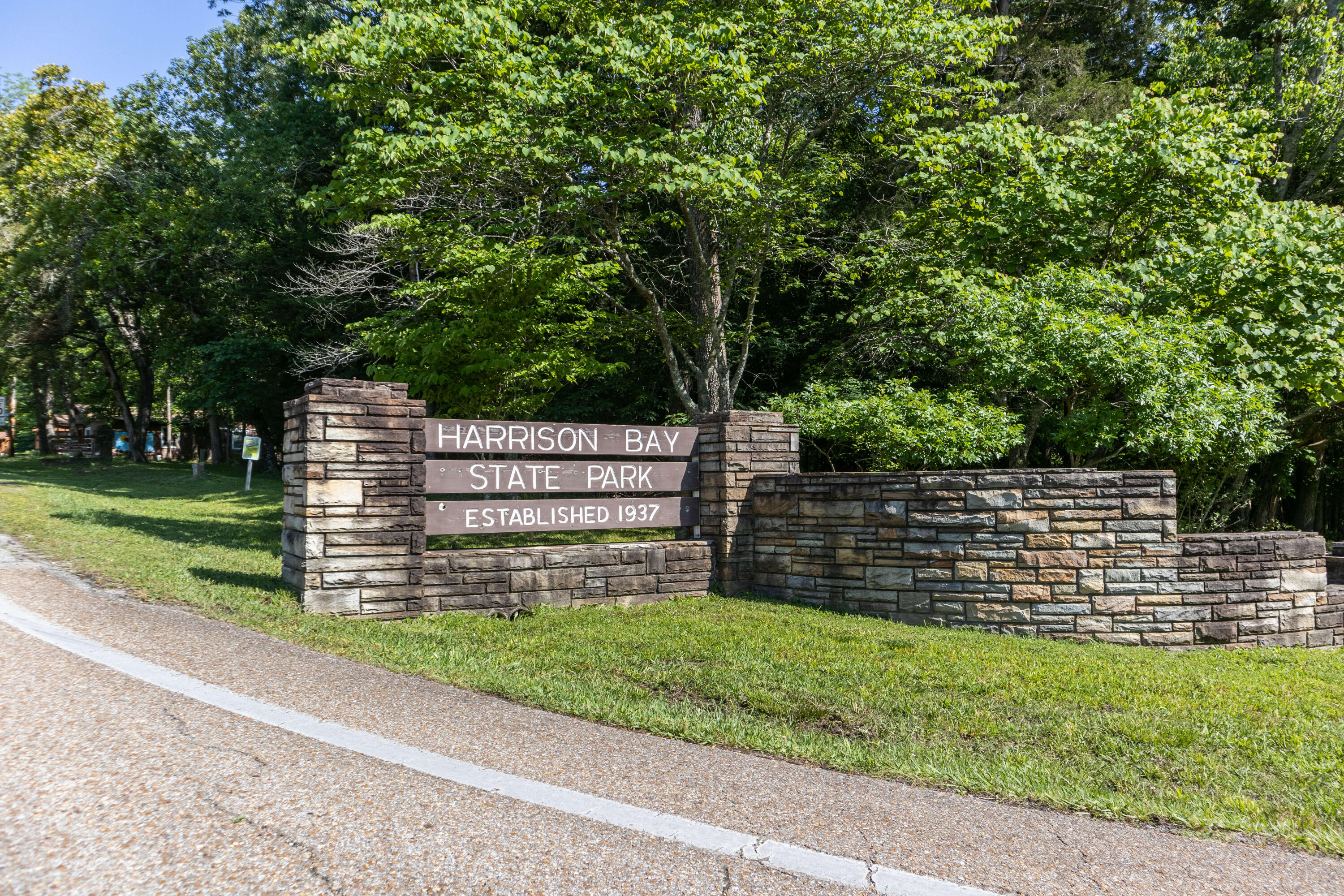 7334 Dividing Way, 77