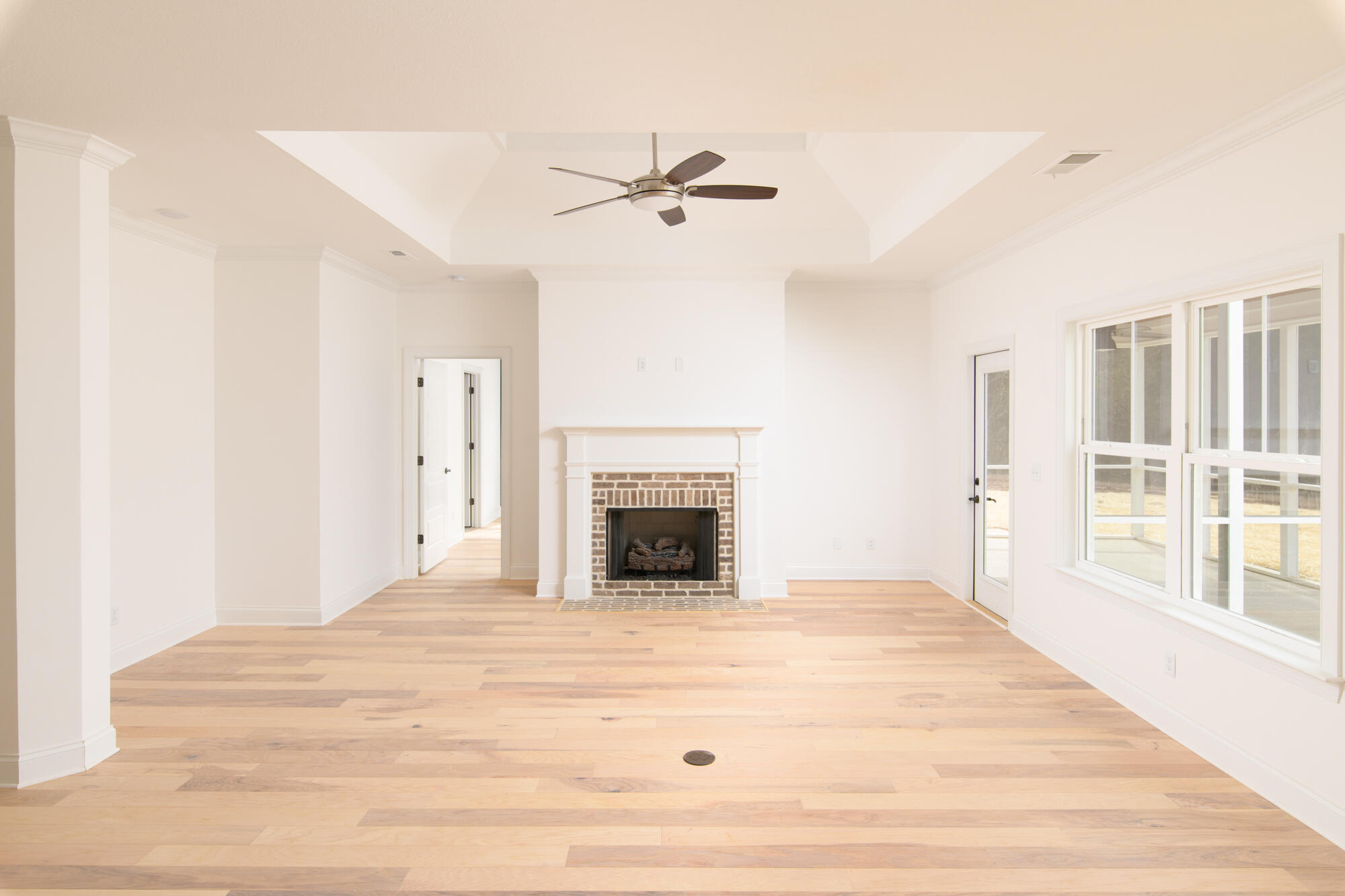 7334 Dividing Way, 77