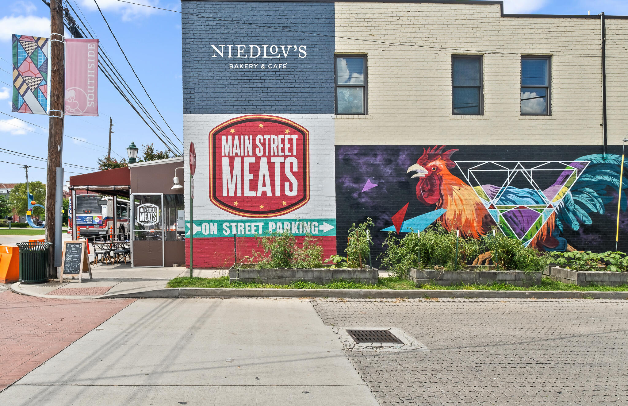 1467 Market Street, 201
