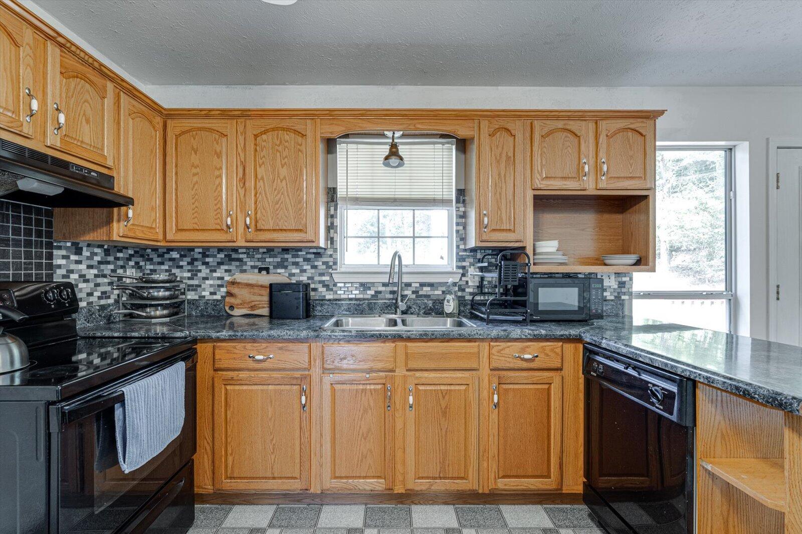 6701 Barclay Lane