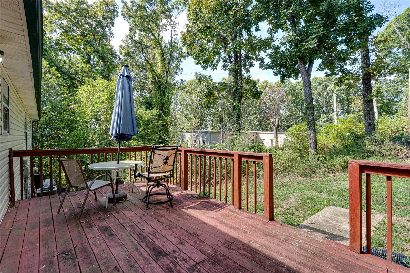 6701 Barclay Lane