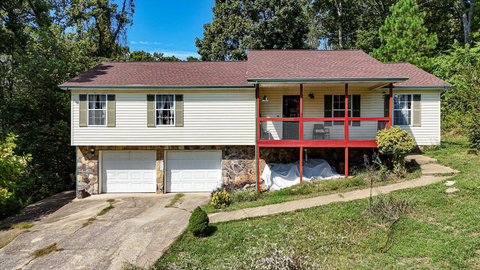 6701 Barclay Lane