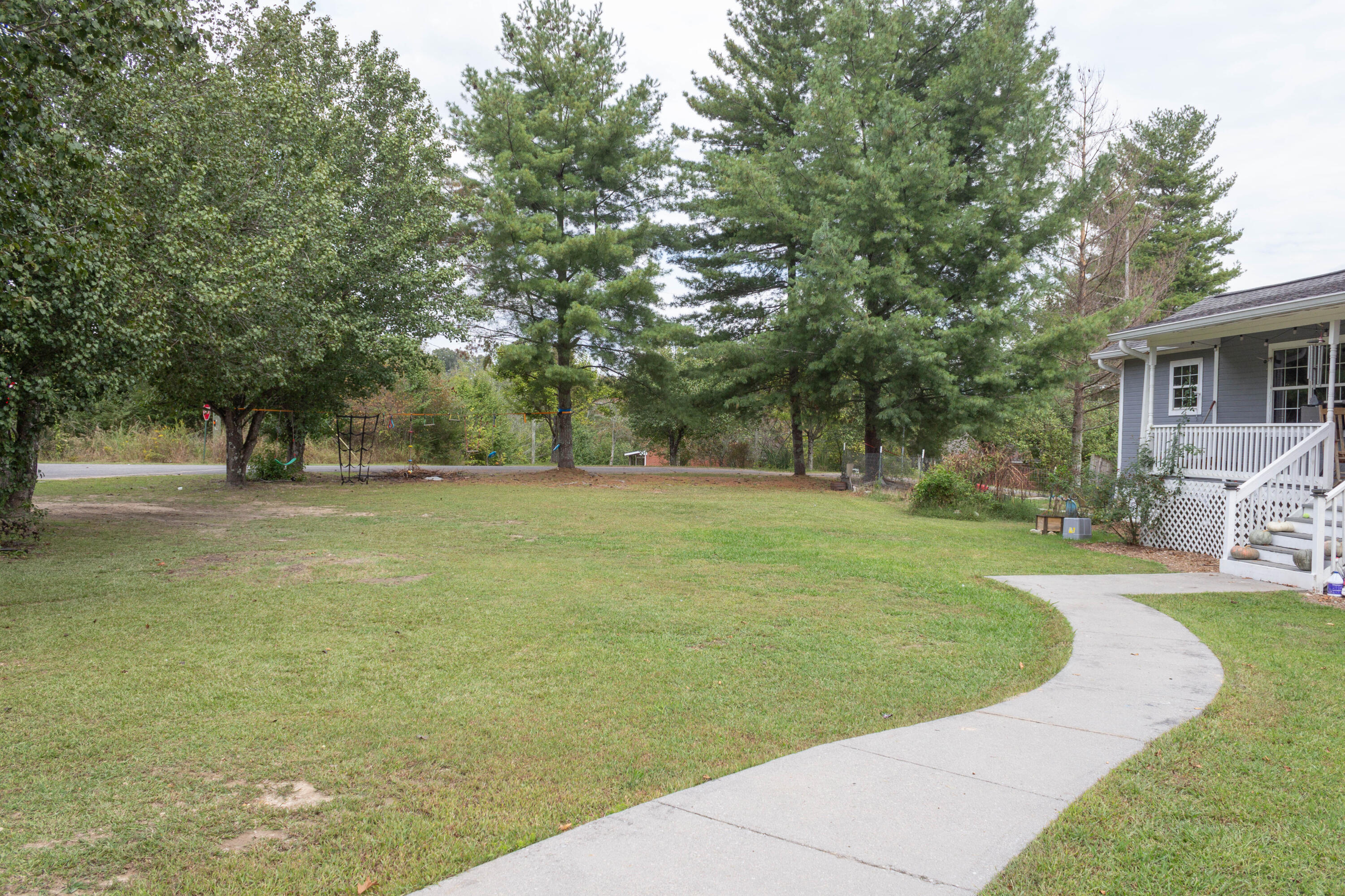 711 N Ridge Estates