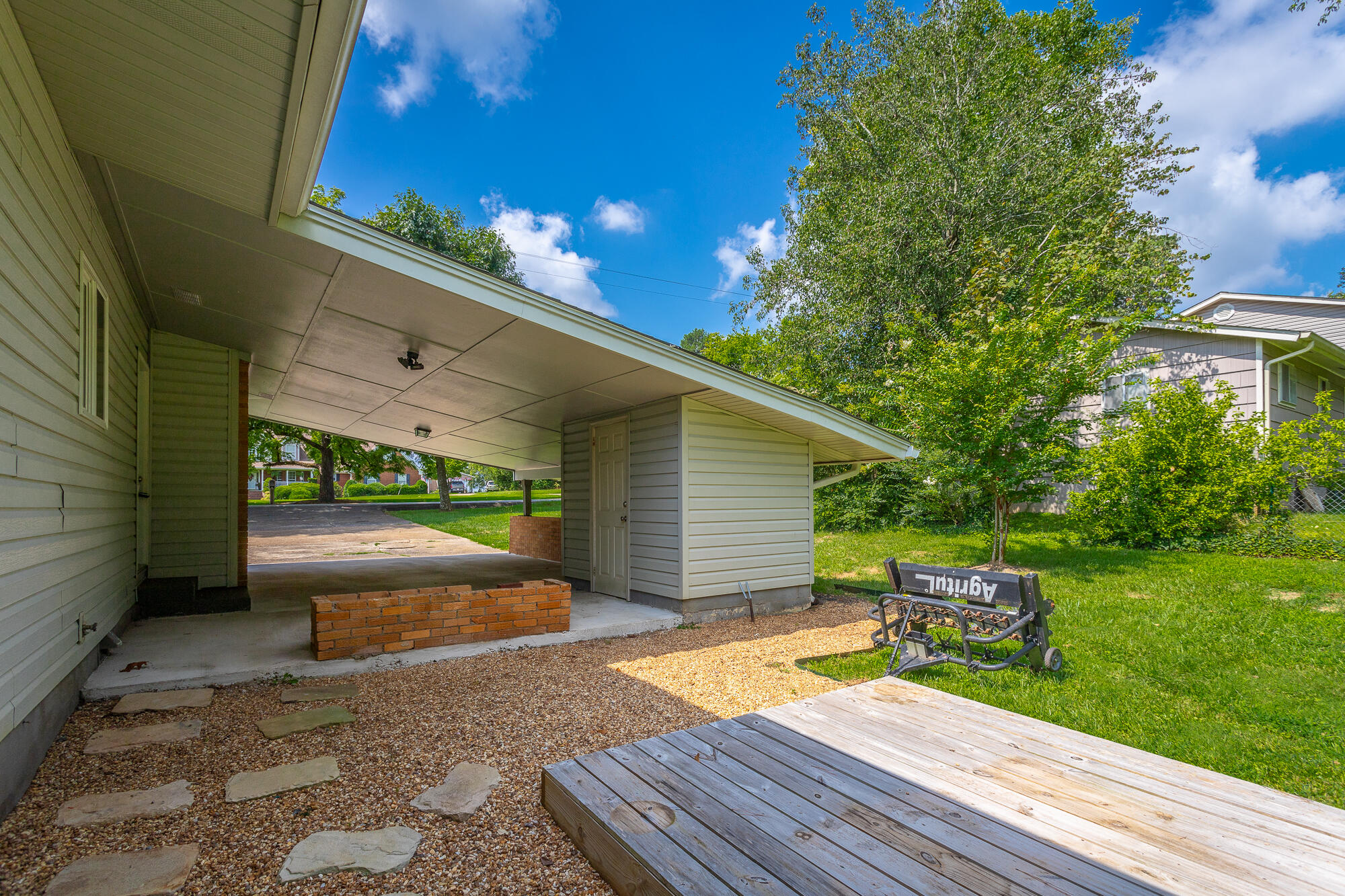 8027 Davidson Road