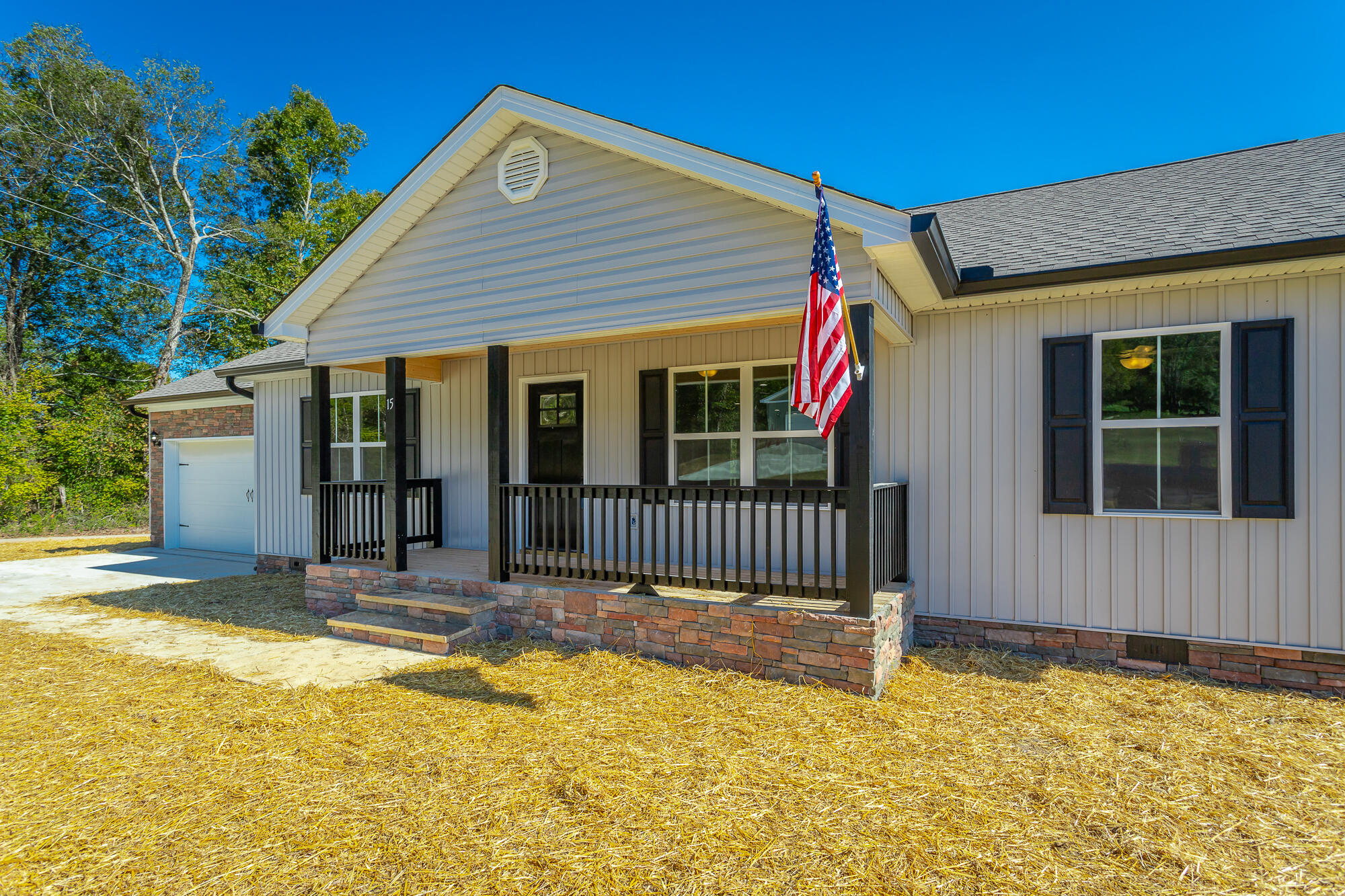 15 Lightning Lane