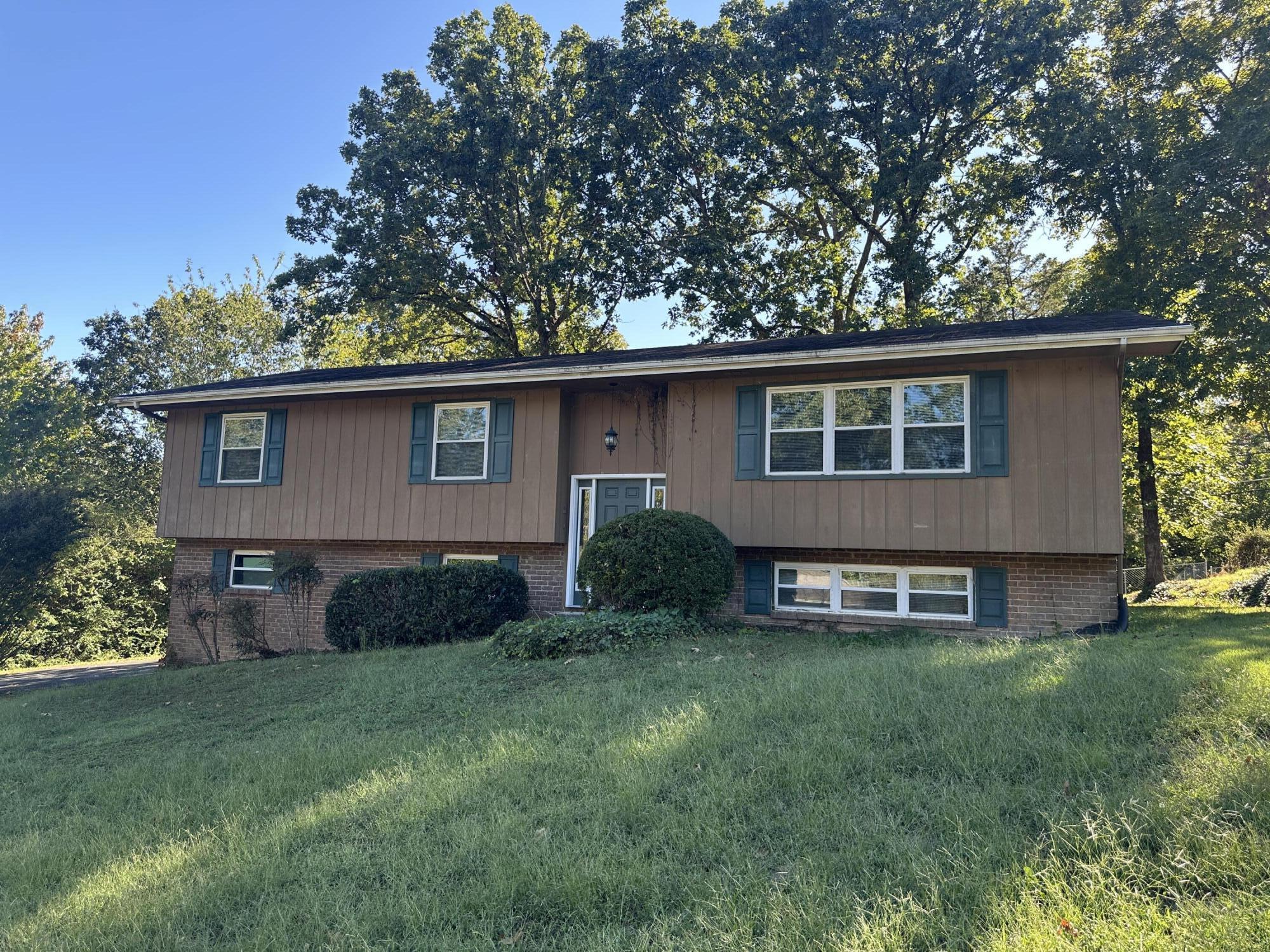 536 Tree Top Lane