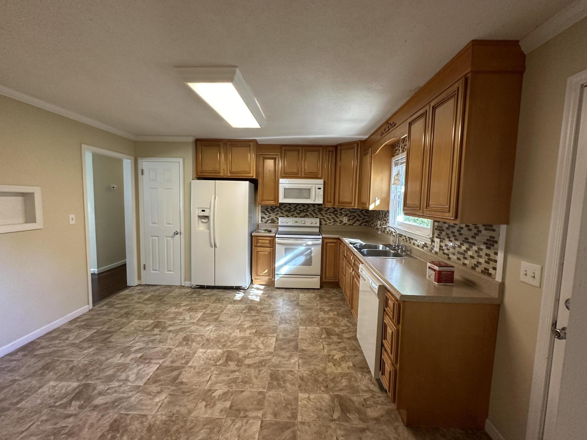536 Tree Top Lane