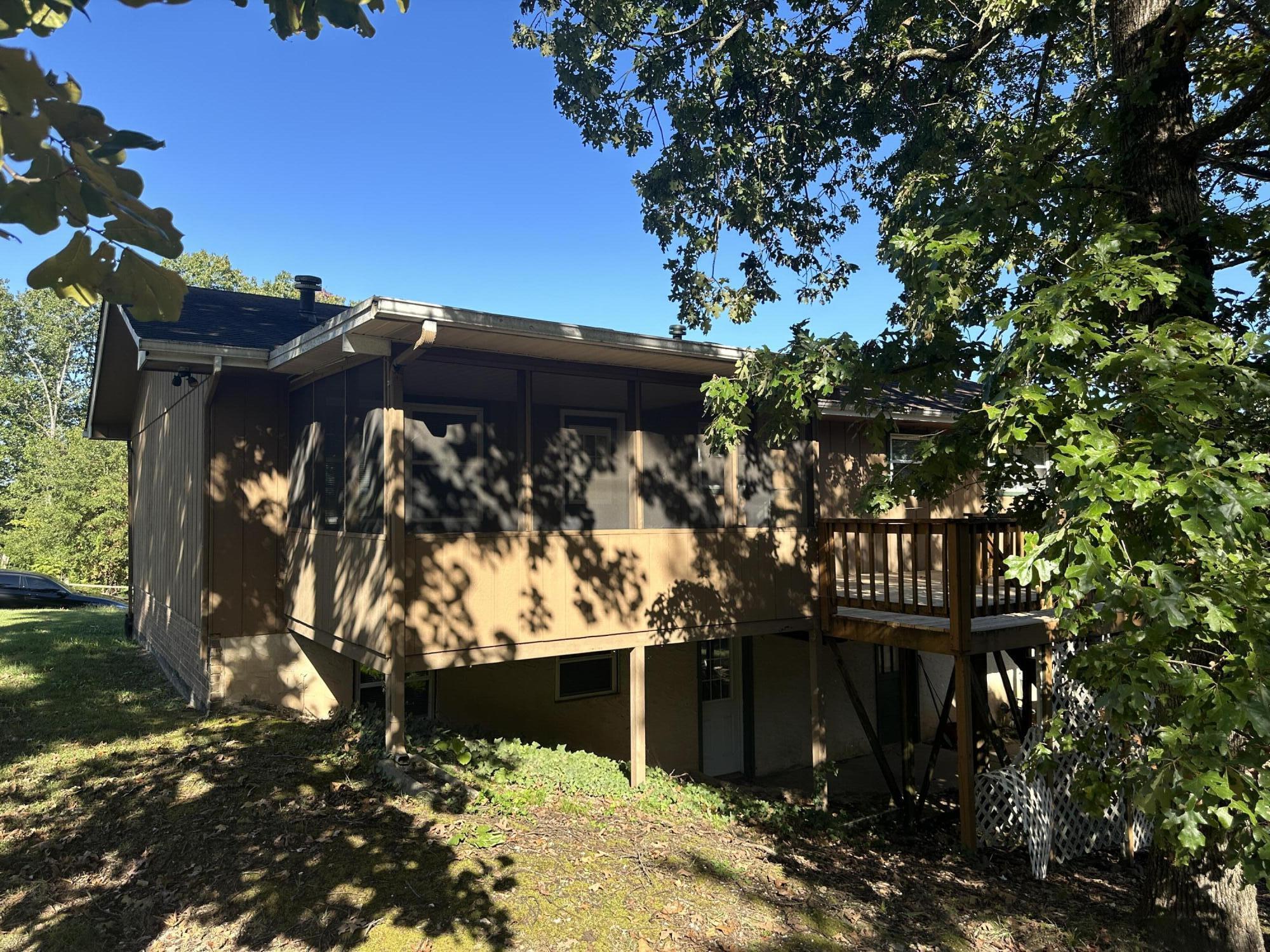 536 Tree Top Lane