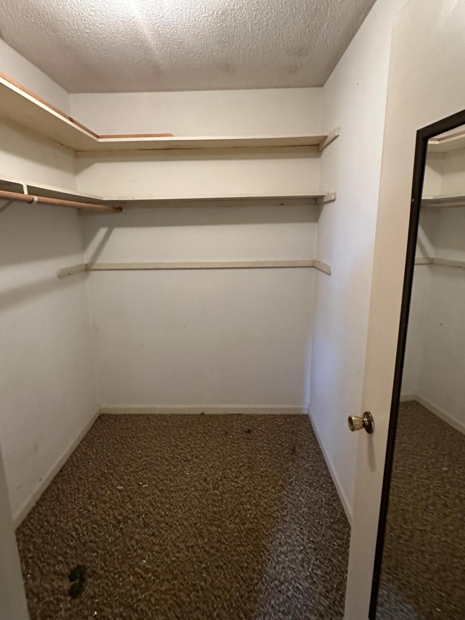 2027 Hickory Drive NW