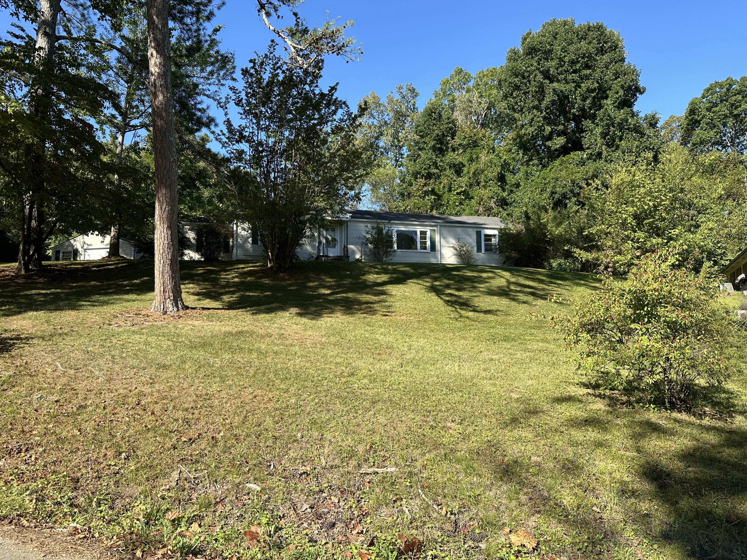 2027 Hickory Drive NW