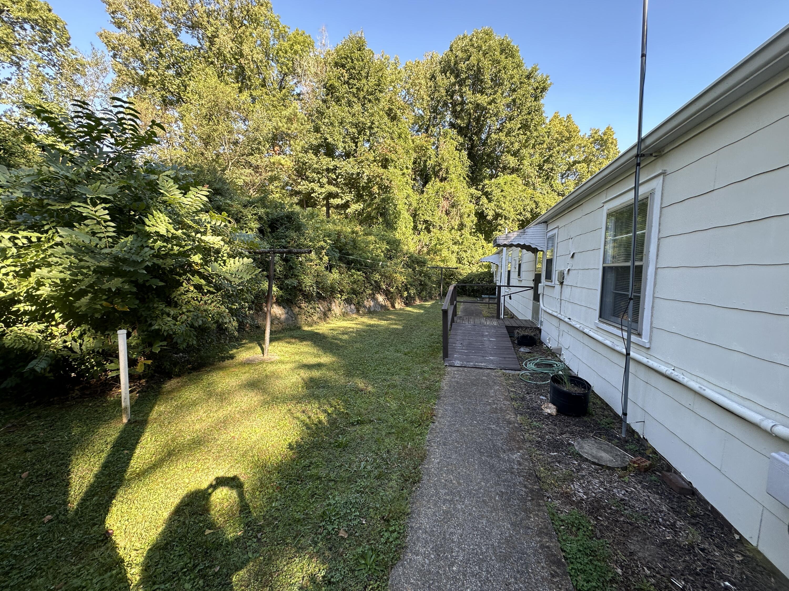 2027 Hickory Drive NW