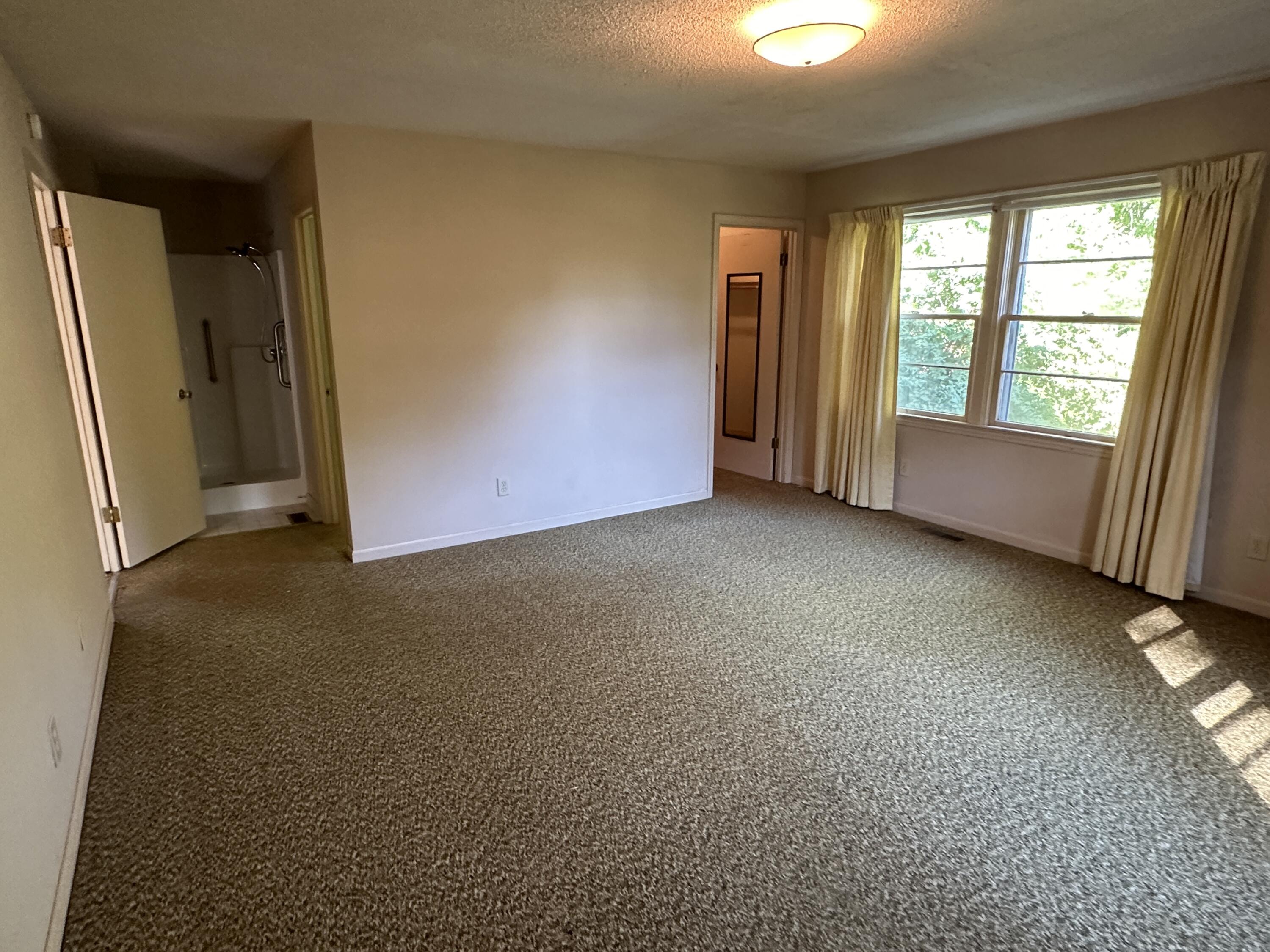 2027 Hickory Drive NW