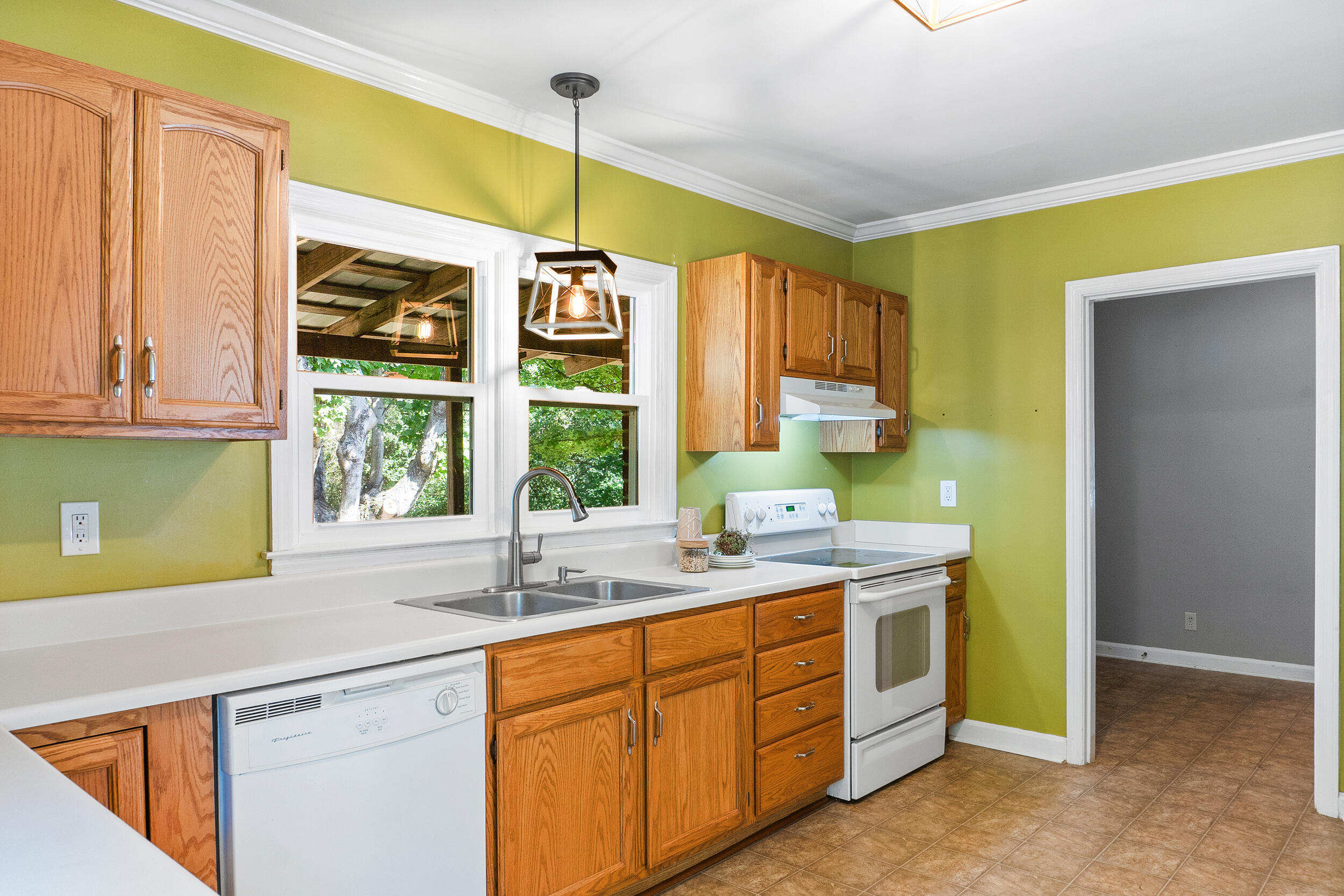 113 Pinehurst Avenue