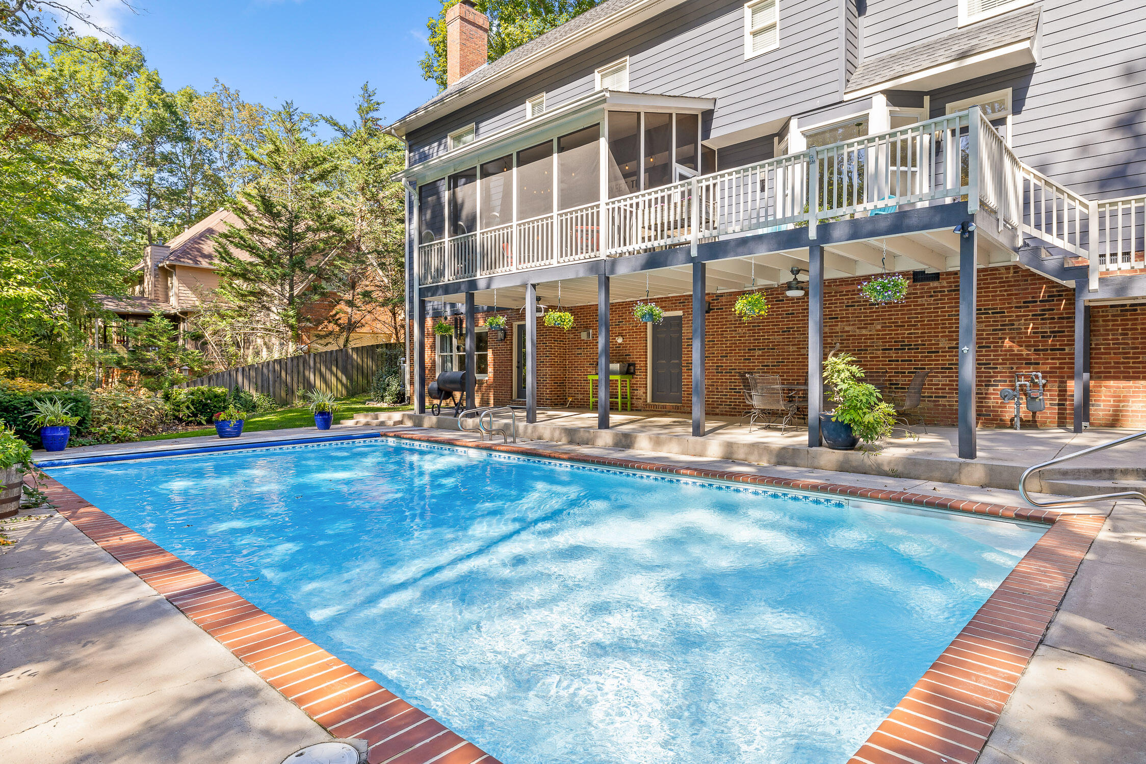 6 Northfield Road
