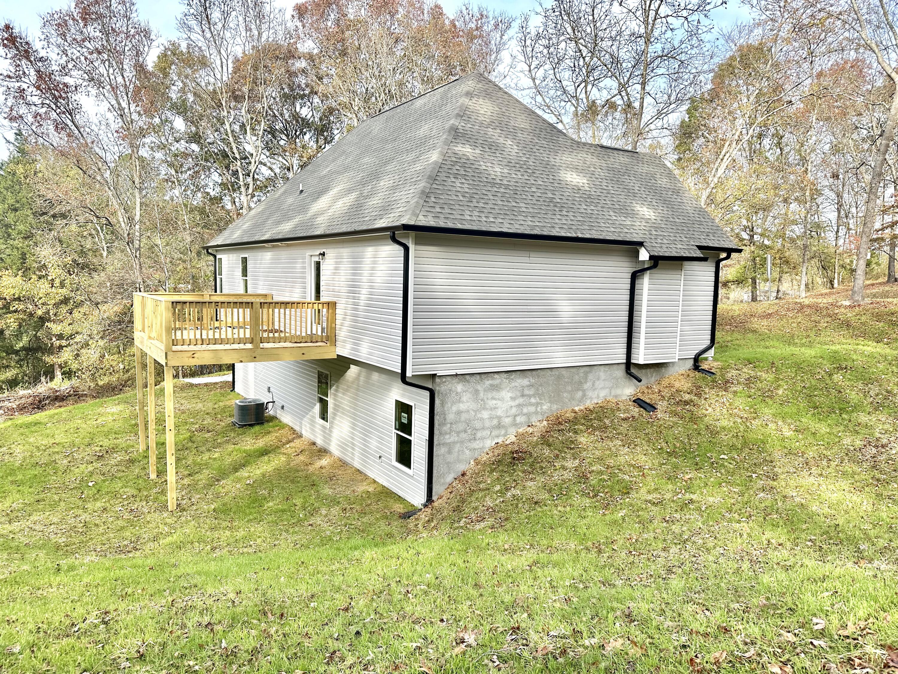 221 Lance Dr