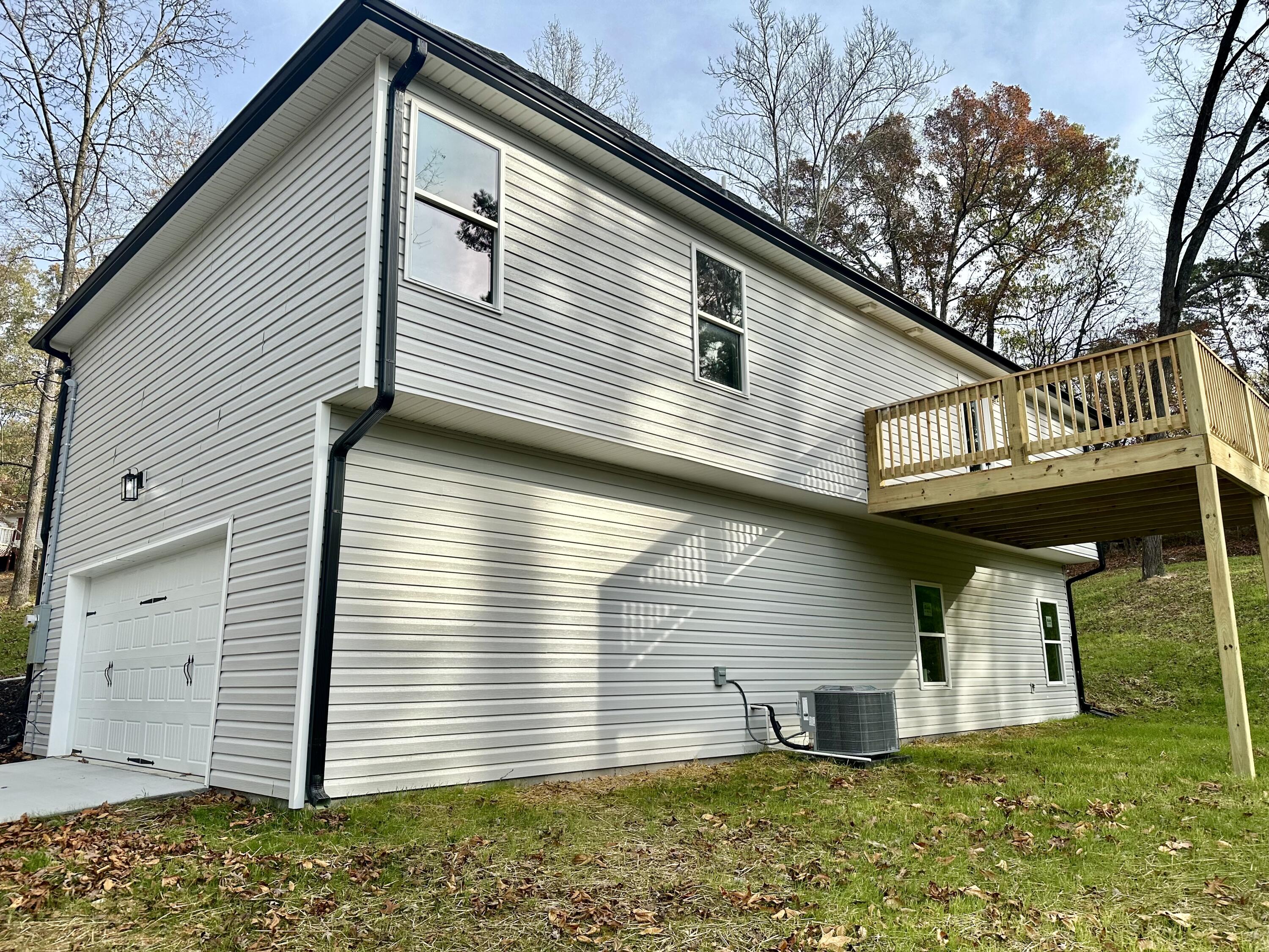 221 Lance Dr