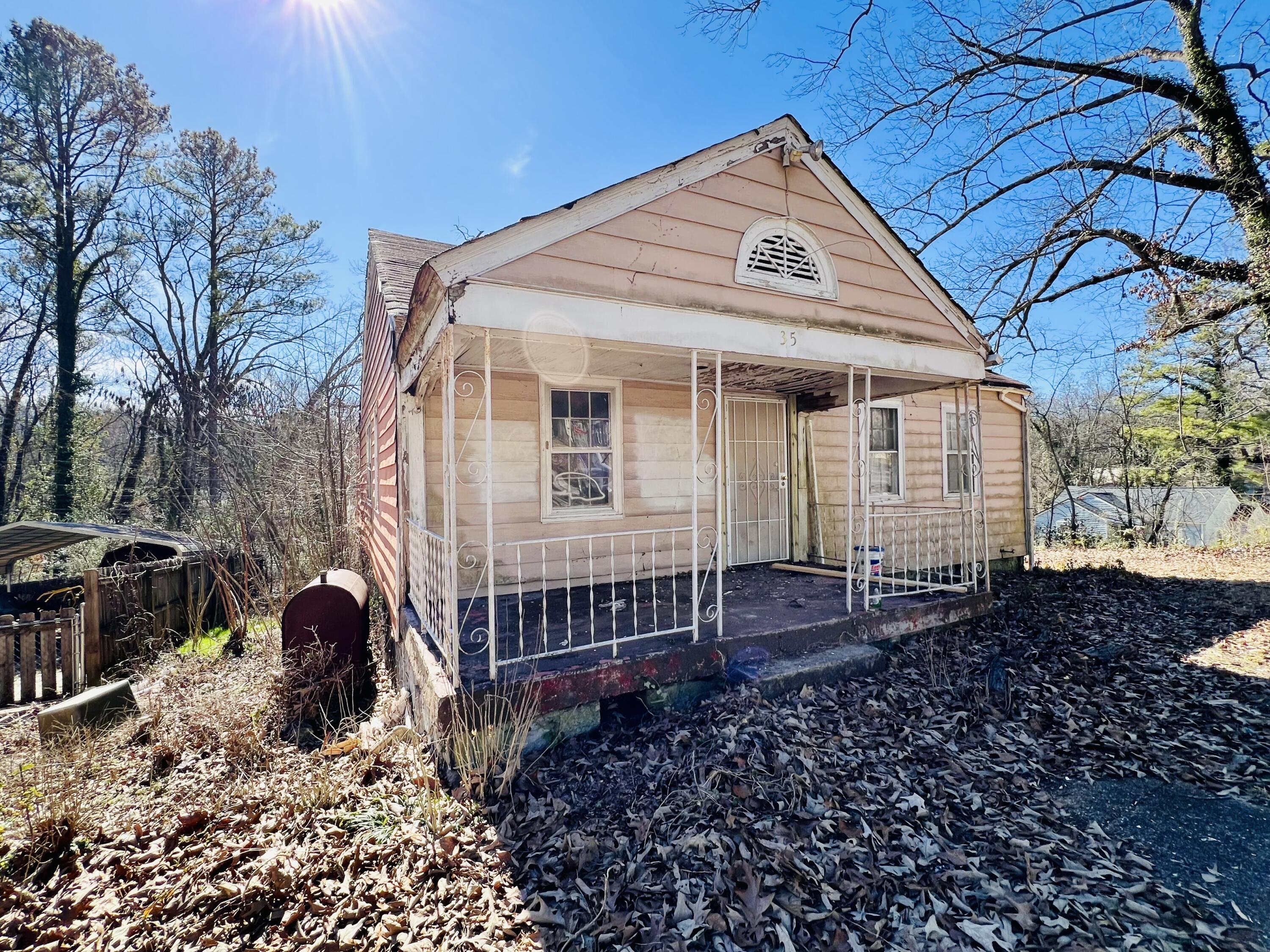 35 Agnes Avenue