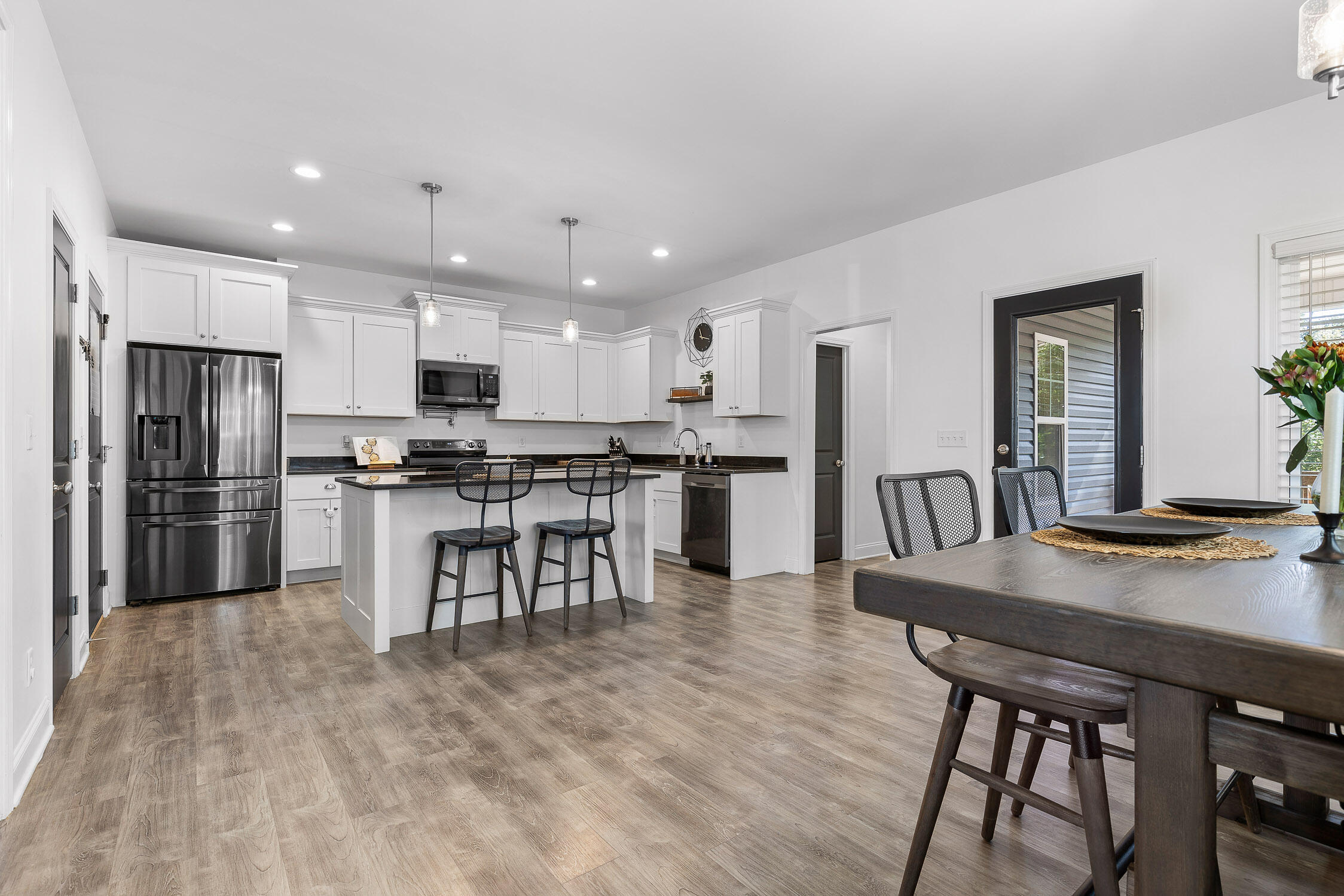1806 Oakvale Drive