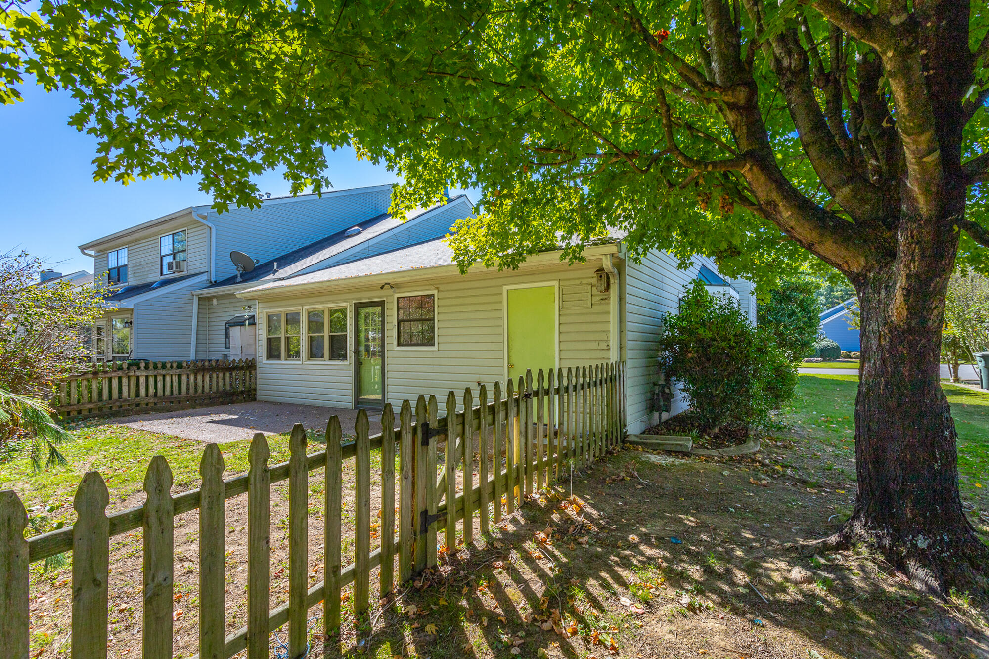 6761 Hickory Creek Road