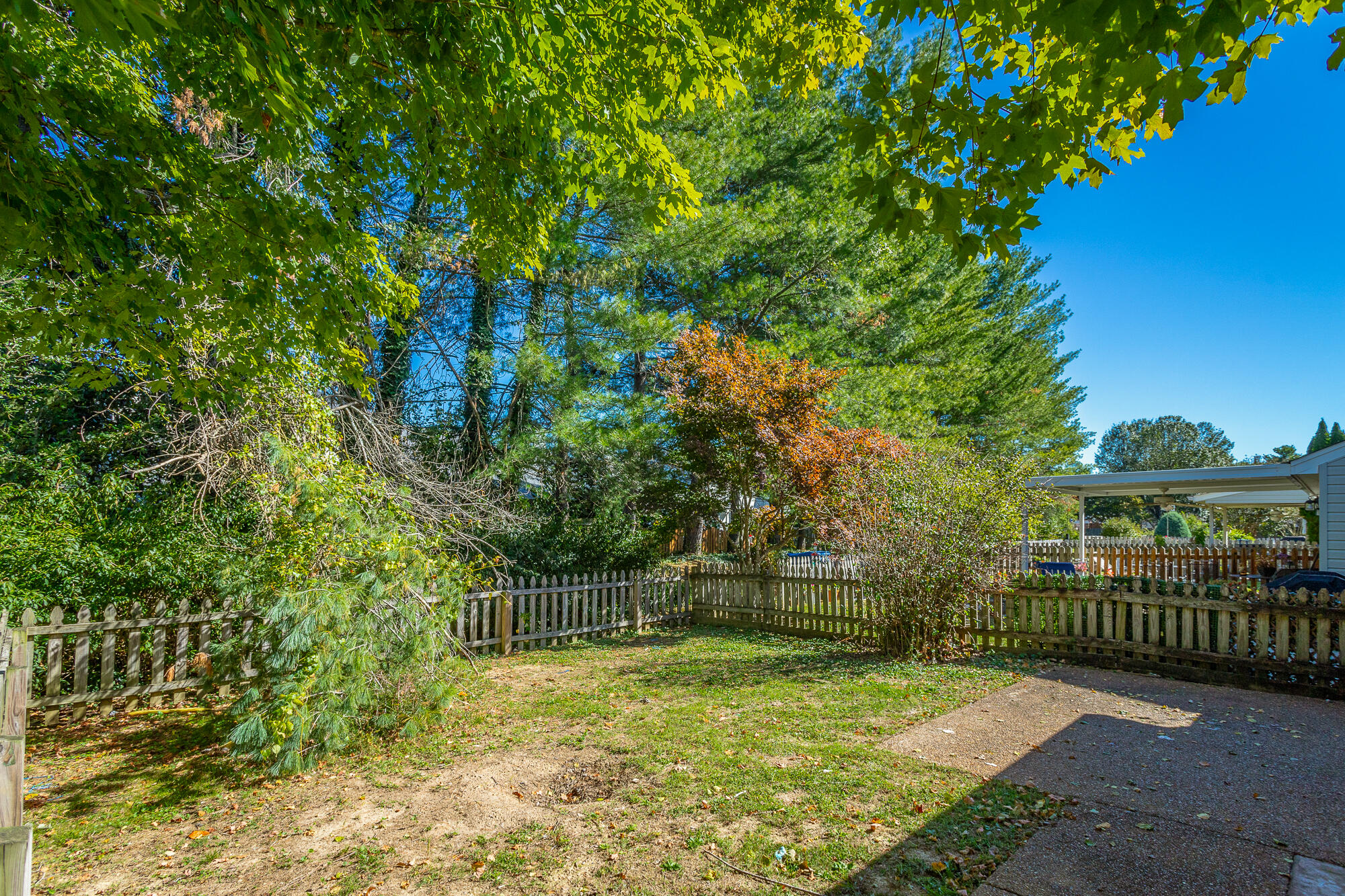 6761 Hickory Creek Road