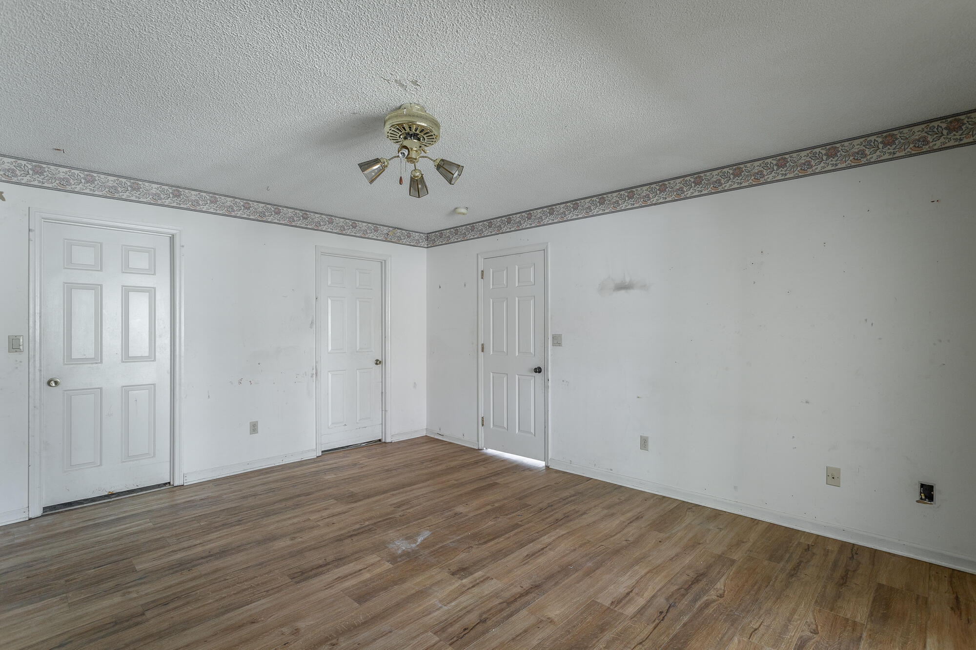 6761 Hickory Creek Road