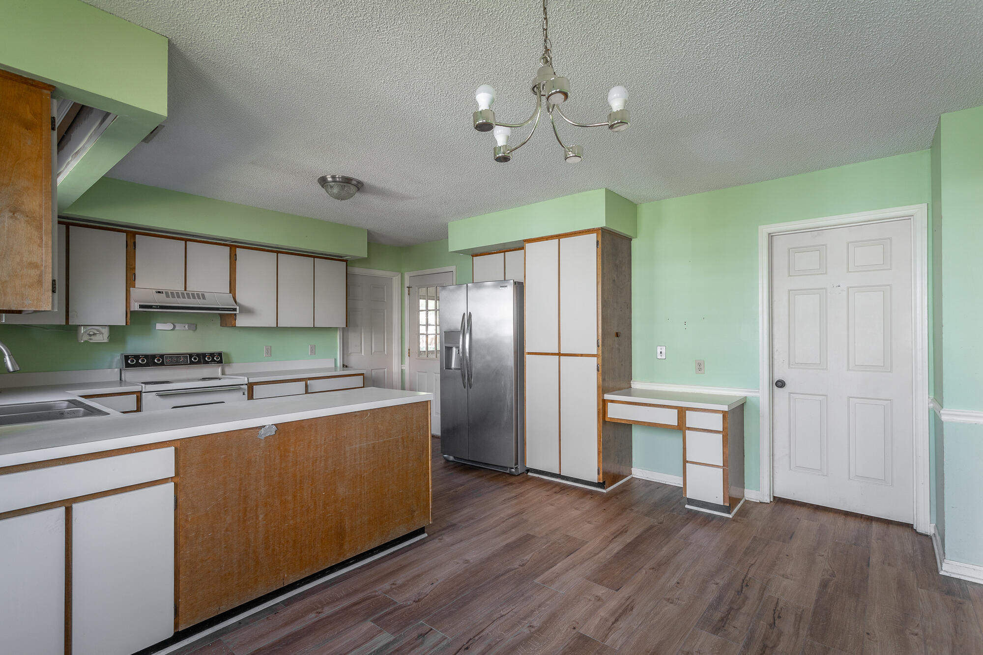 6761 Hickory Creek Road