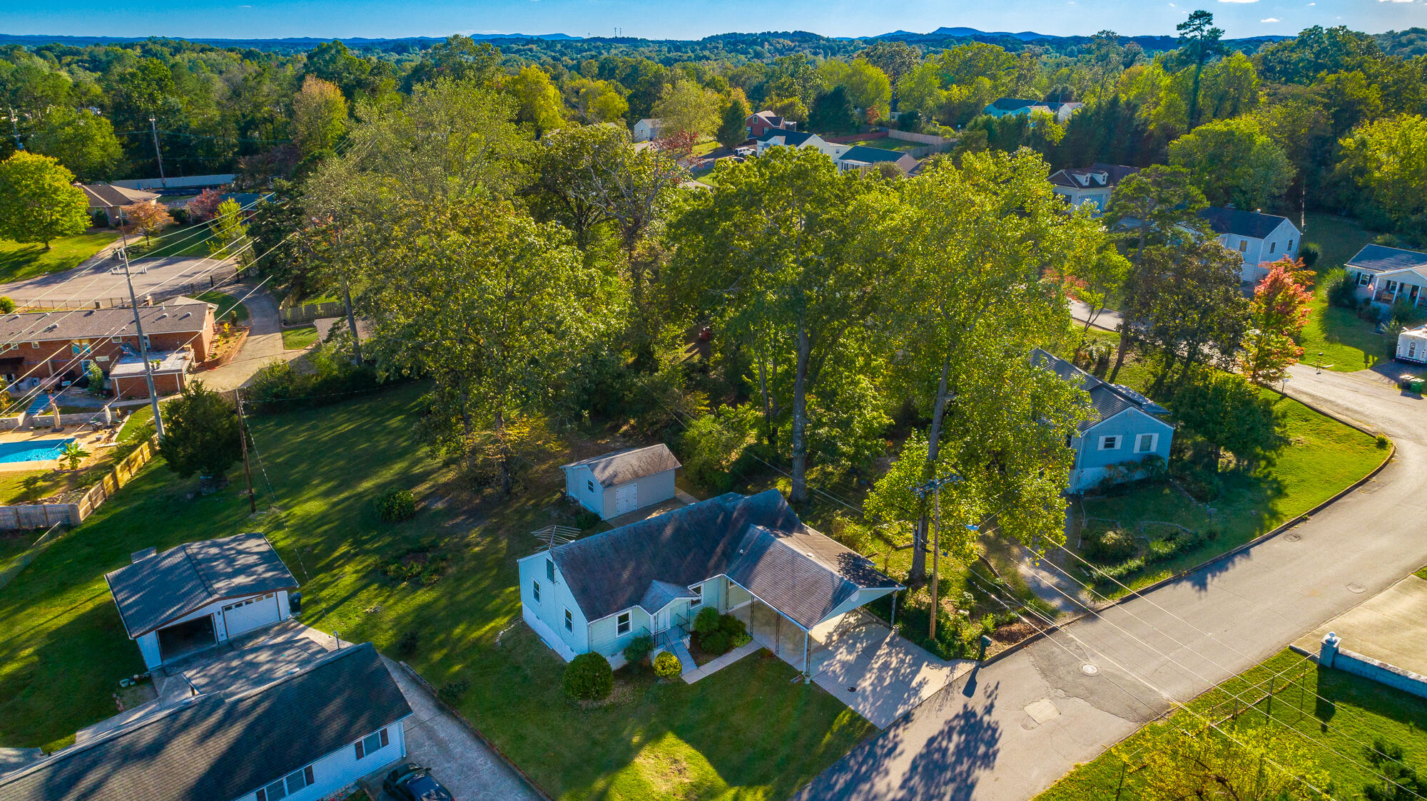 4002 Woodmont Drive