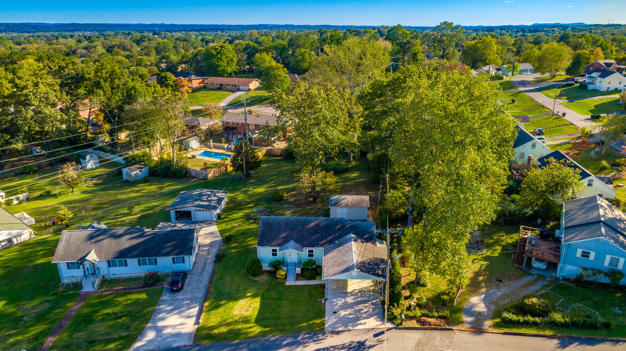 4002 Woodmont Drive