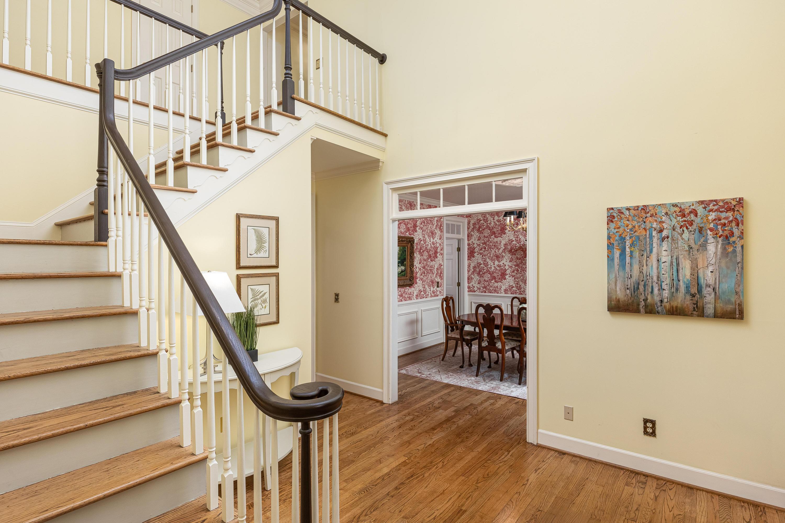 2015 Riverwood Drive