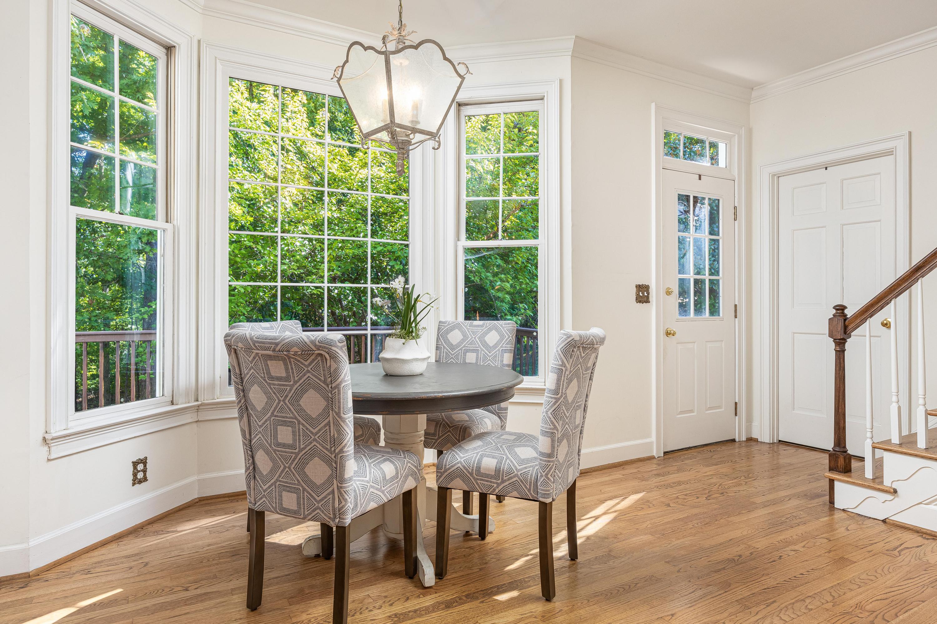 2015 Riverwood Drive