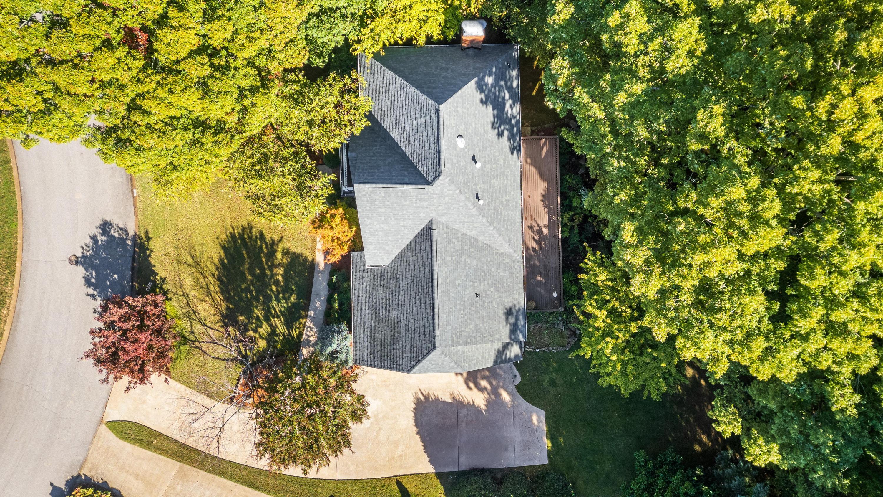 2015 Riverwood Drive