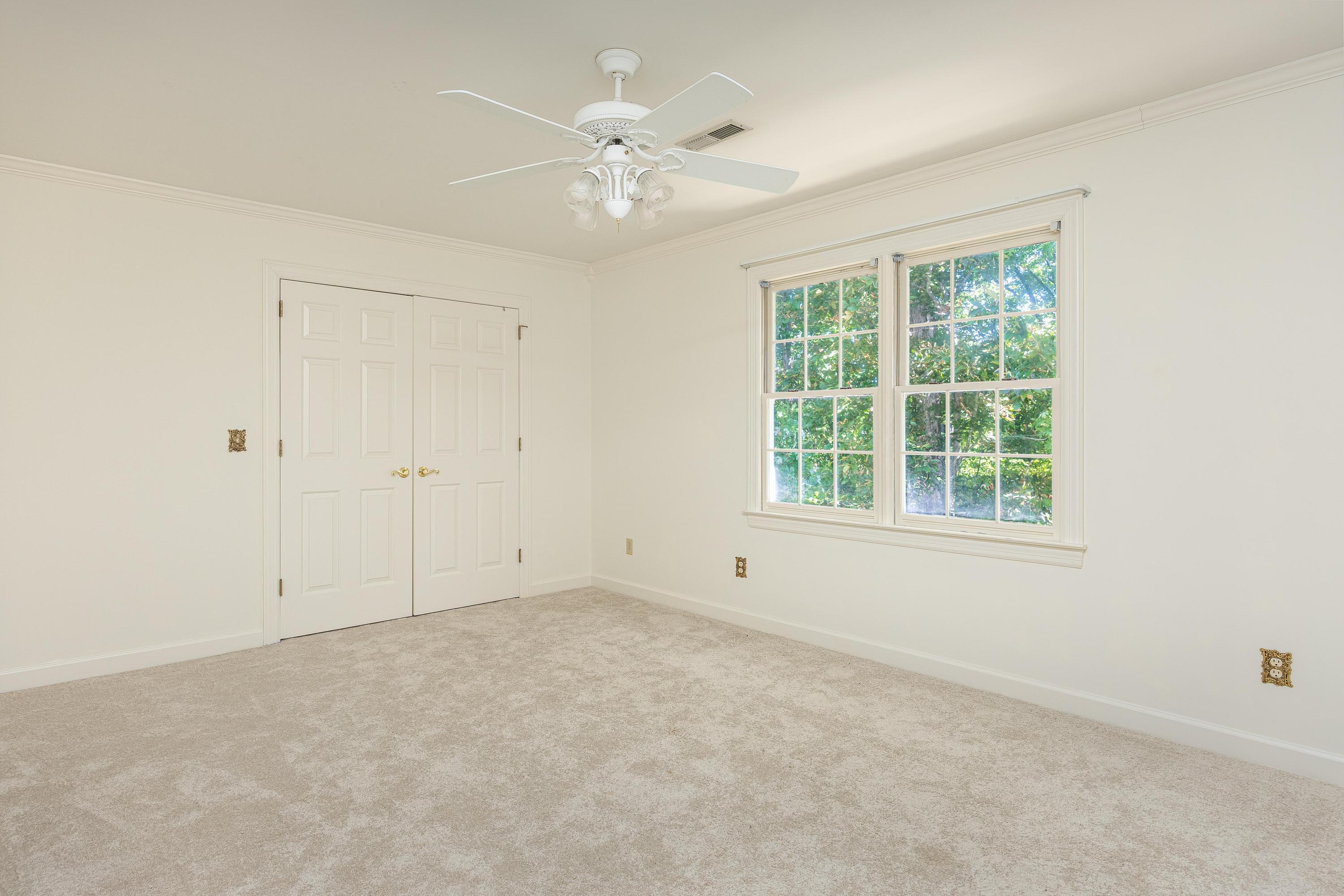 2015 Riverwood Drive