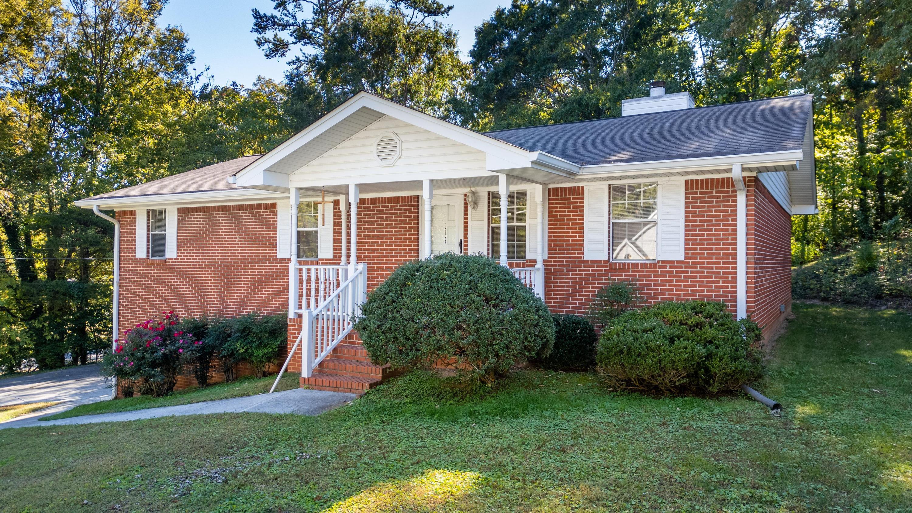 2124 Port Royal Drive