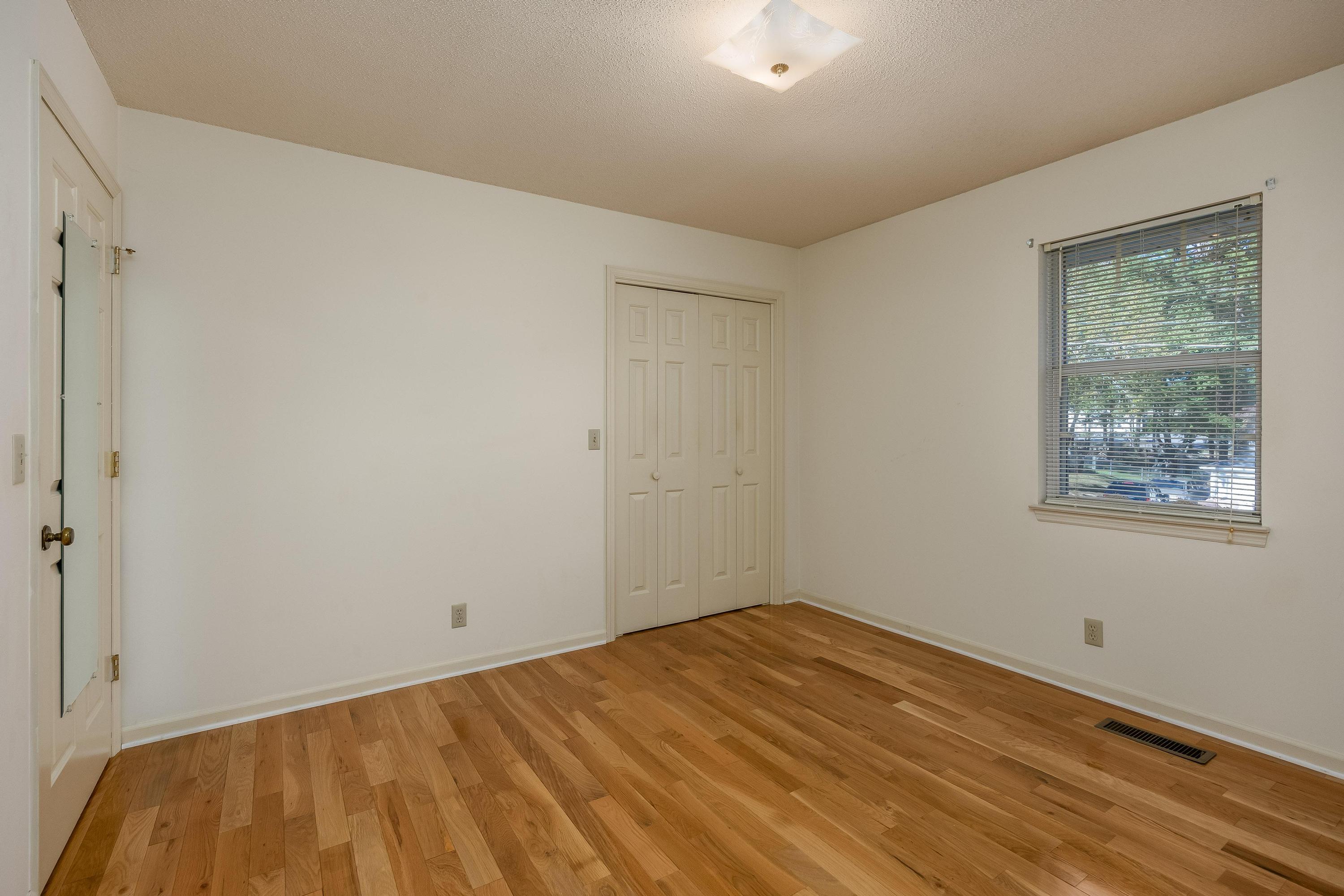 2124 Port Royal Drive