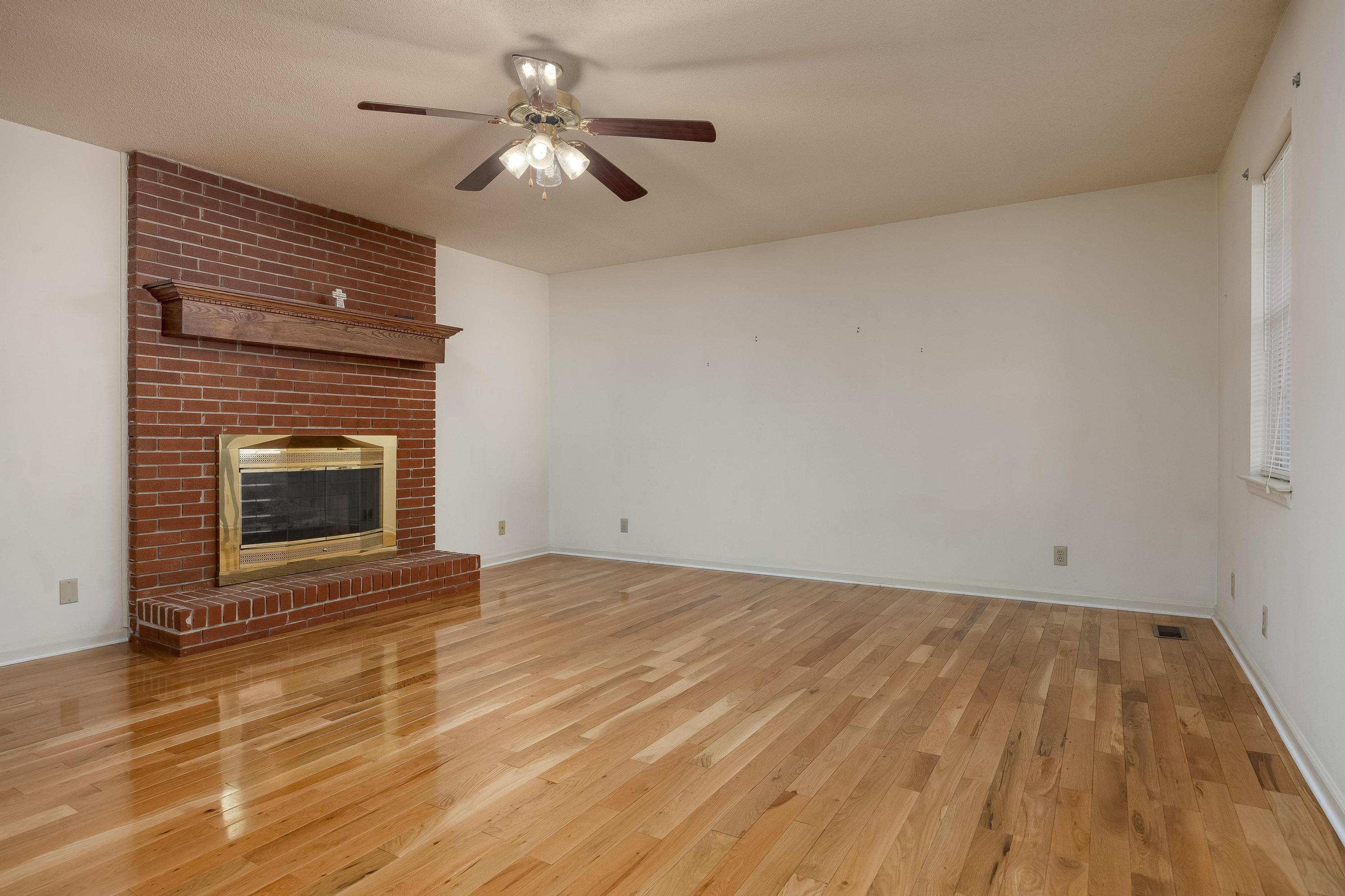 2124 Port Royal Drive